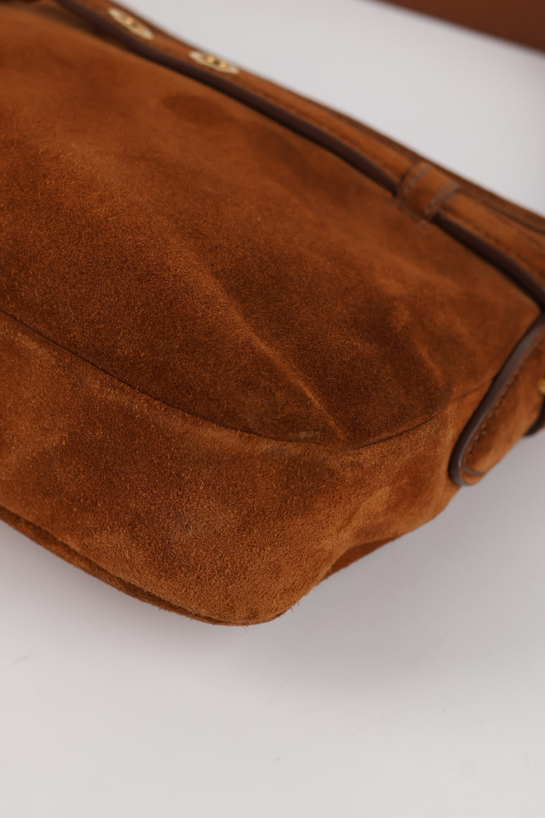 Miu Miu Adventure a Spalla Suede