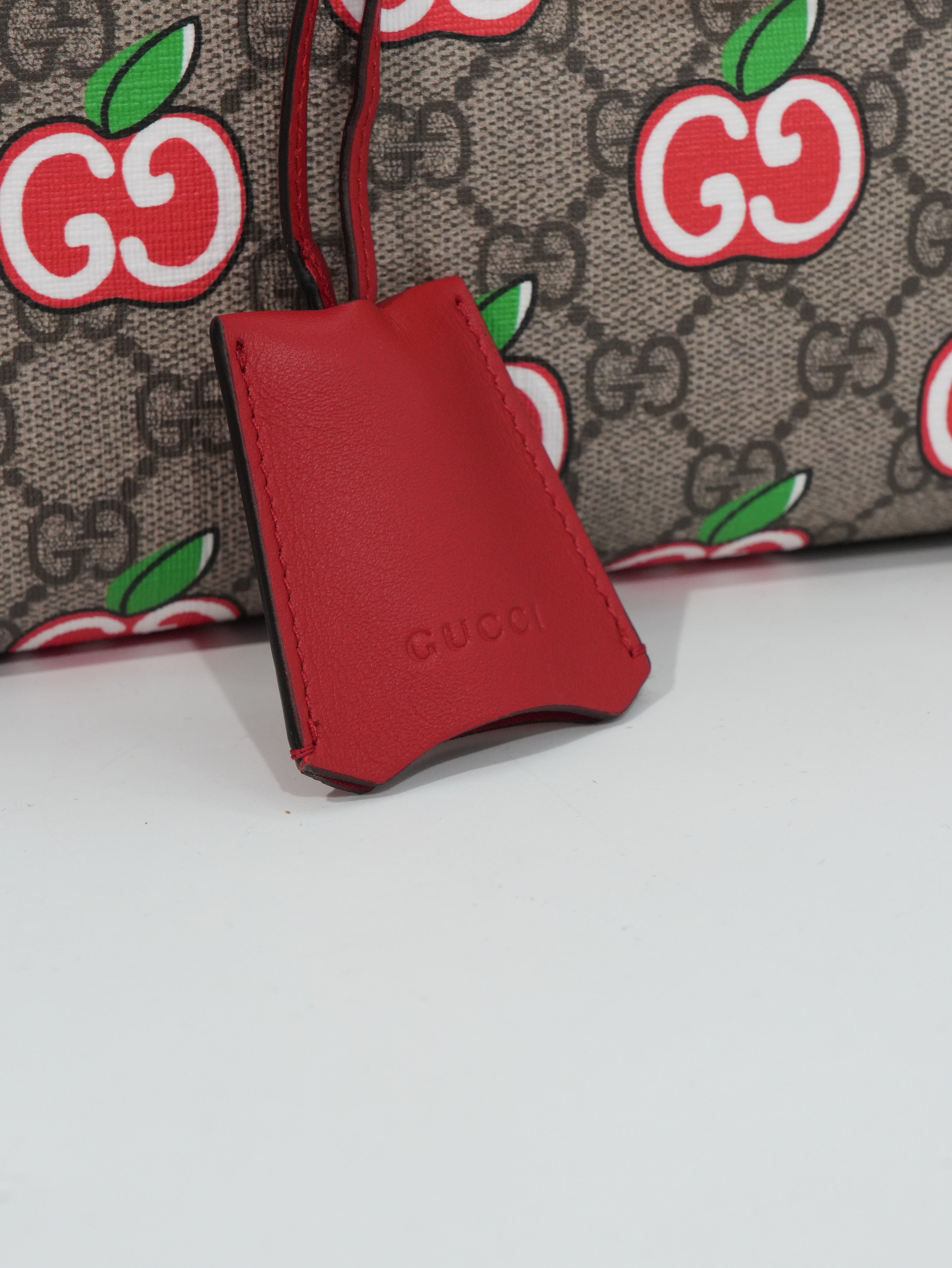 Gucci Padlock Apple Small