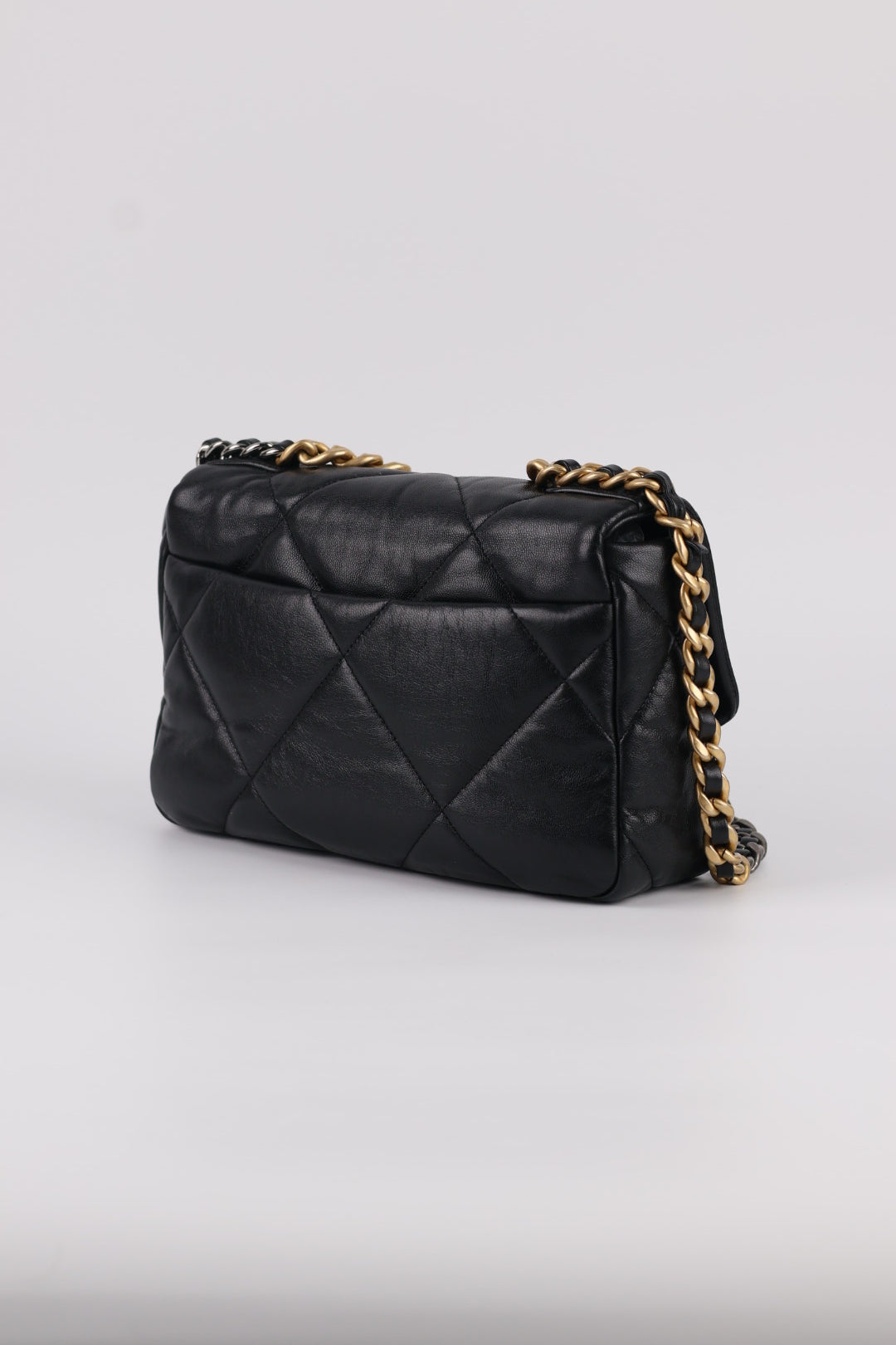 Chanel 19 in Pelle d’Agnello