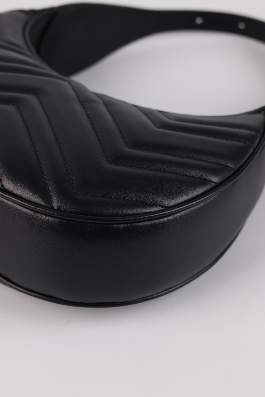 Gucci Marmont Hobo Matelassé