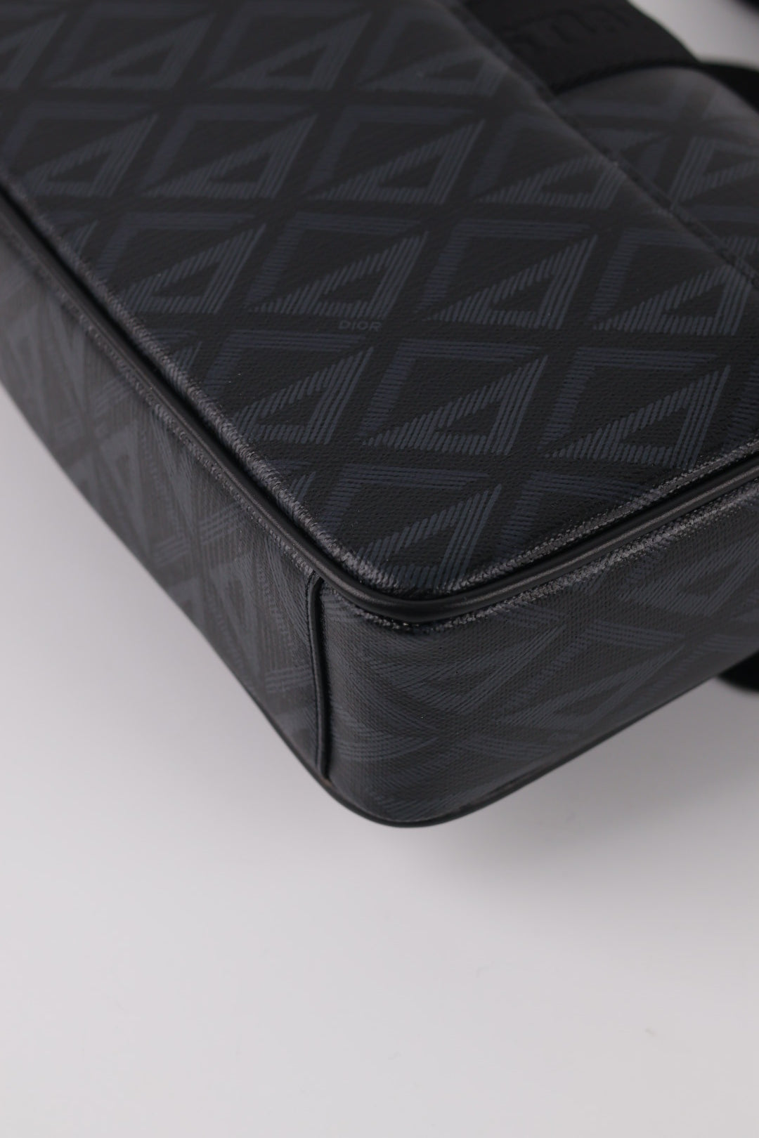 Dior Messenger Hit the Road Diamond