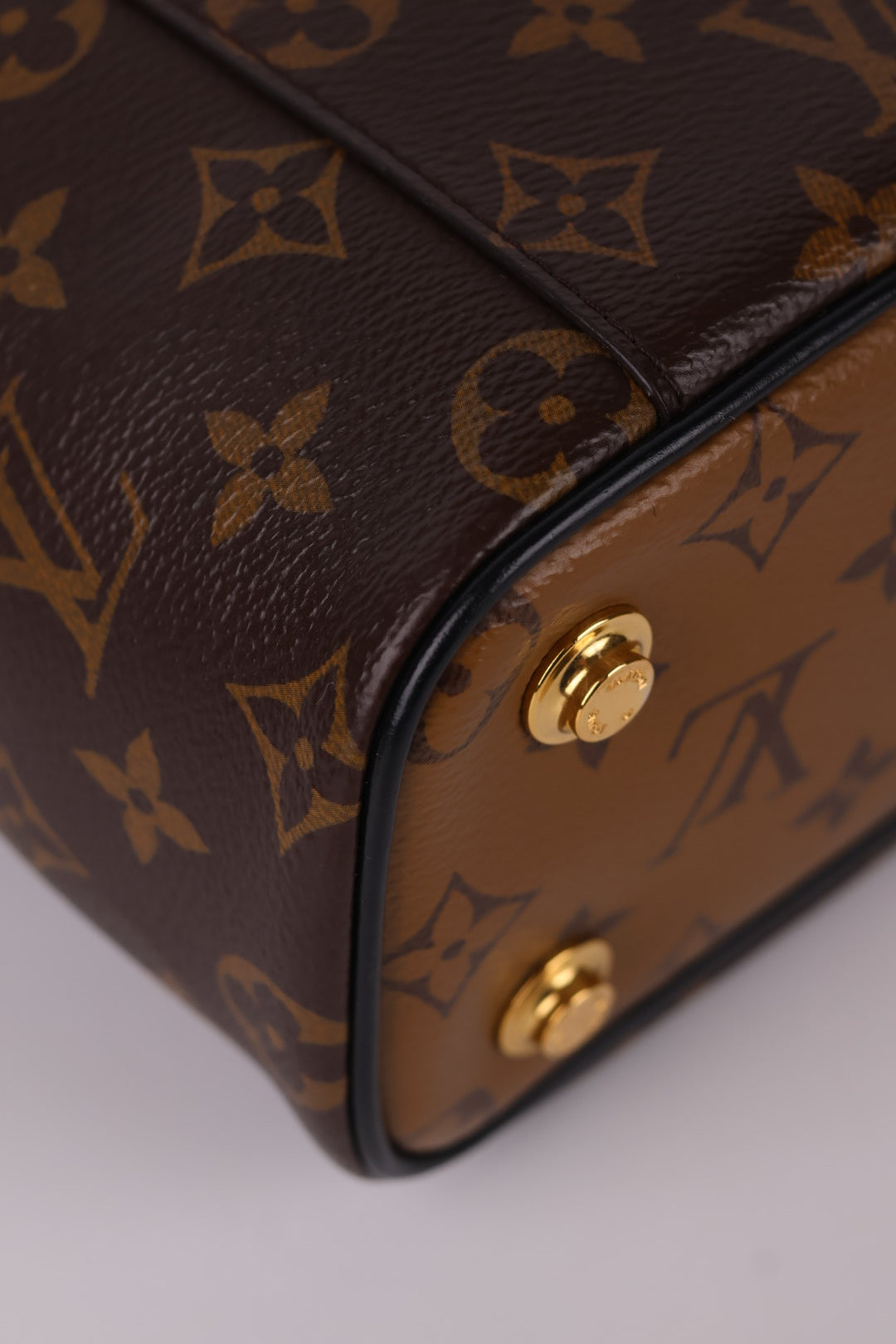 Louis Vuitton Vanity Monogram