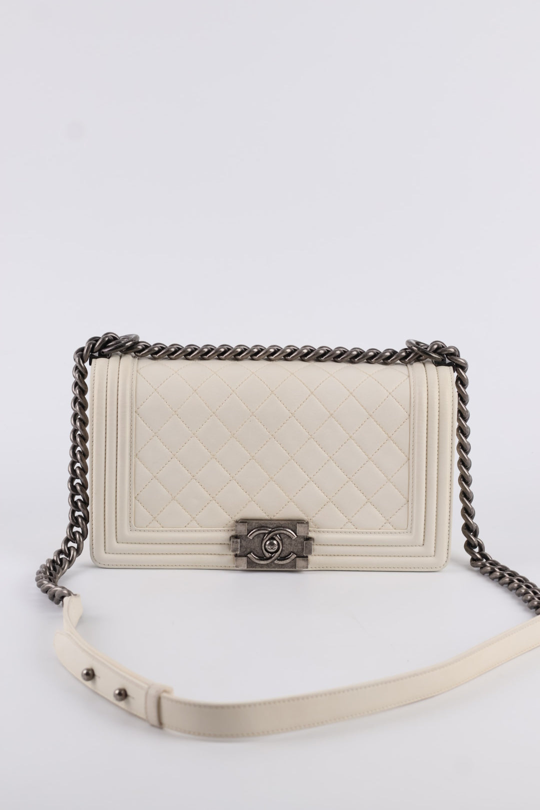 Chanel Boy Media Matelassé