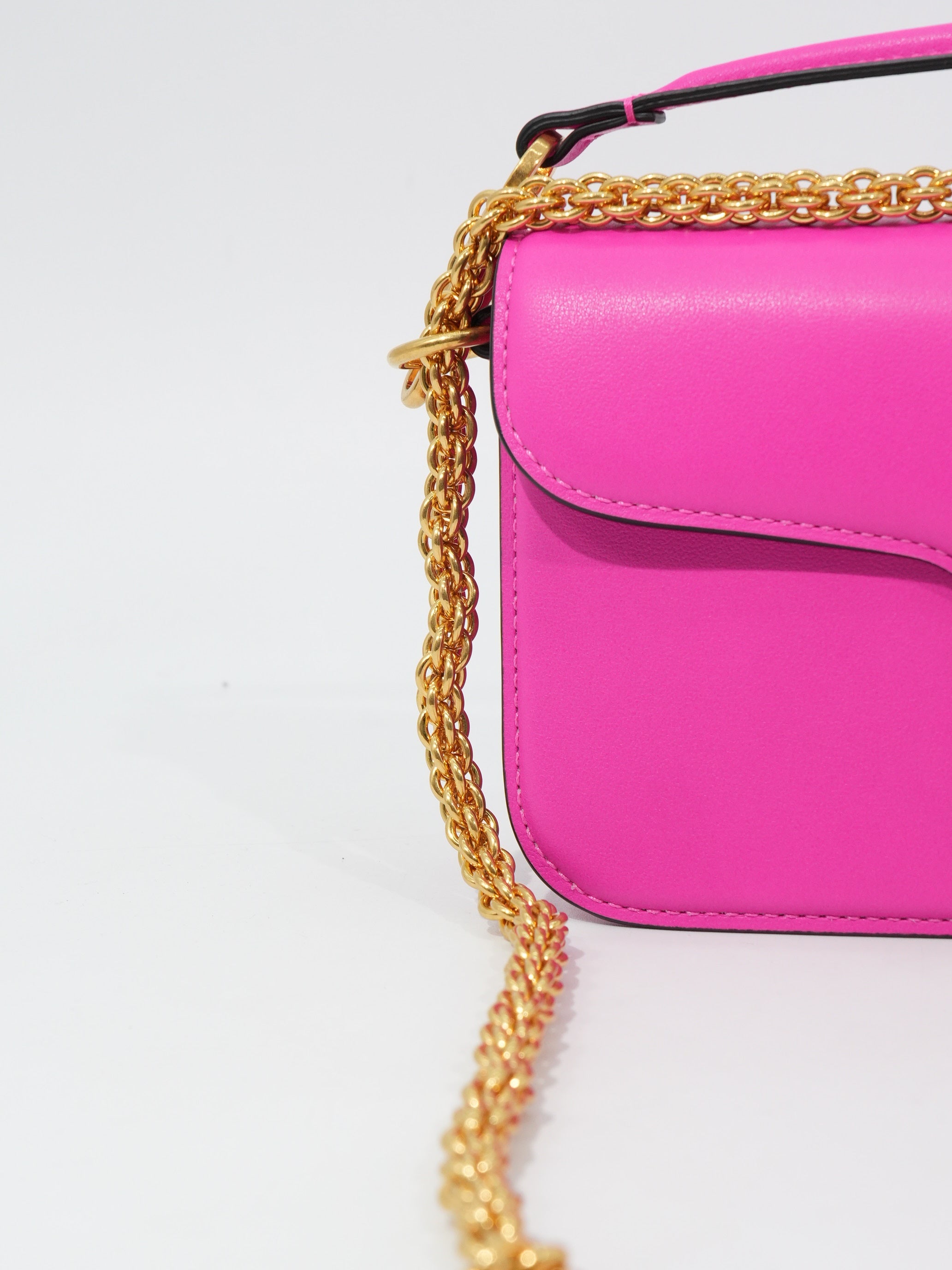 Valentino Locó Media