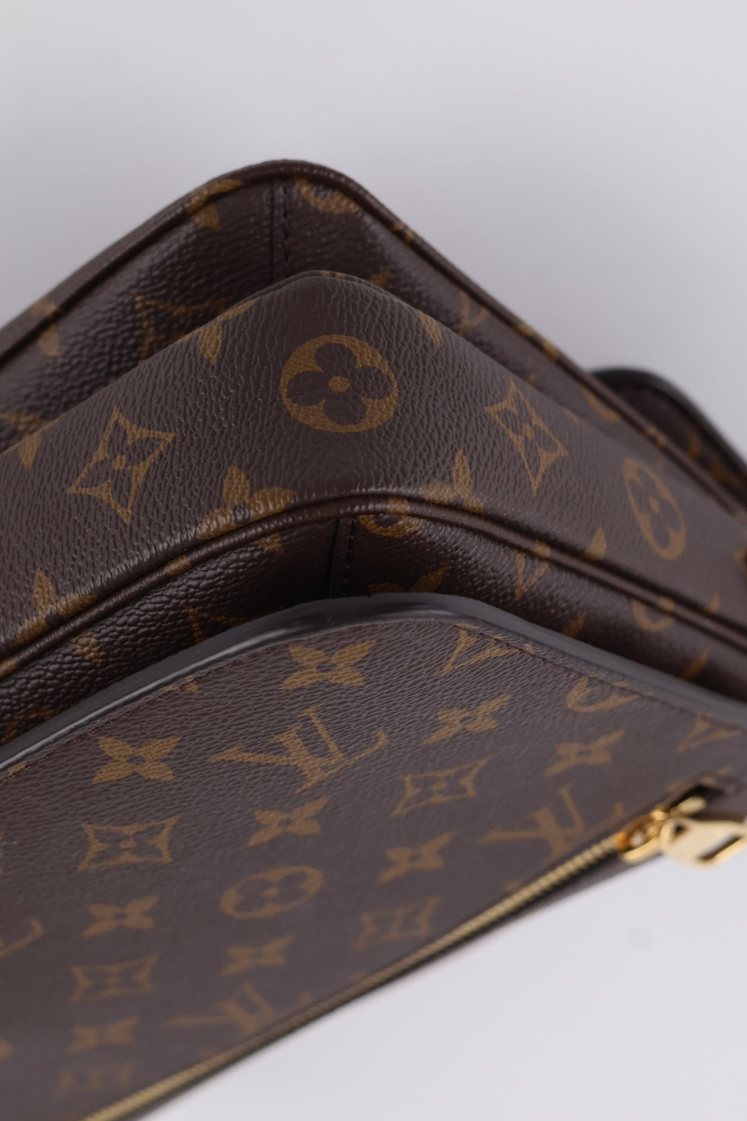 Louis Vuitton Métis Monogram
