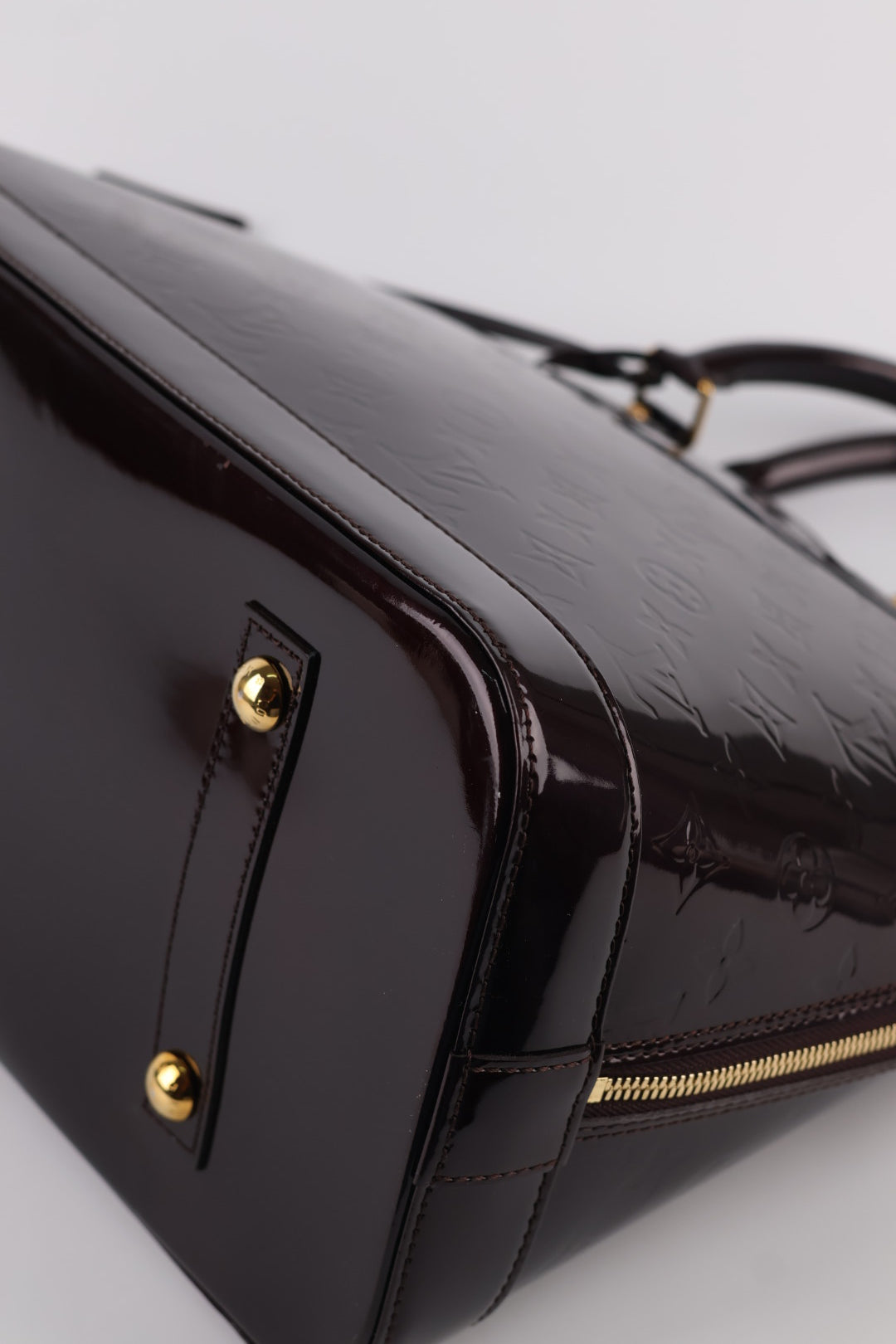 Louis Vuitton Alma MM Vernis