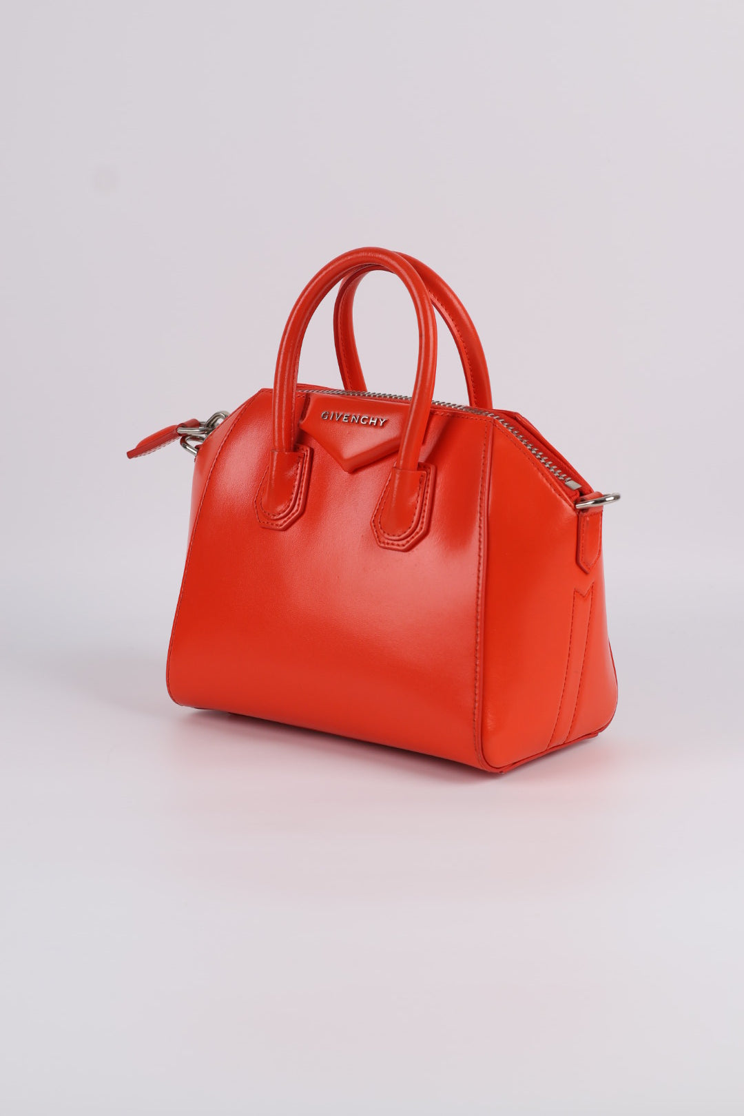 Givenchy Mini Antigona in Pelle