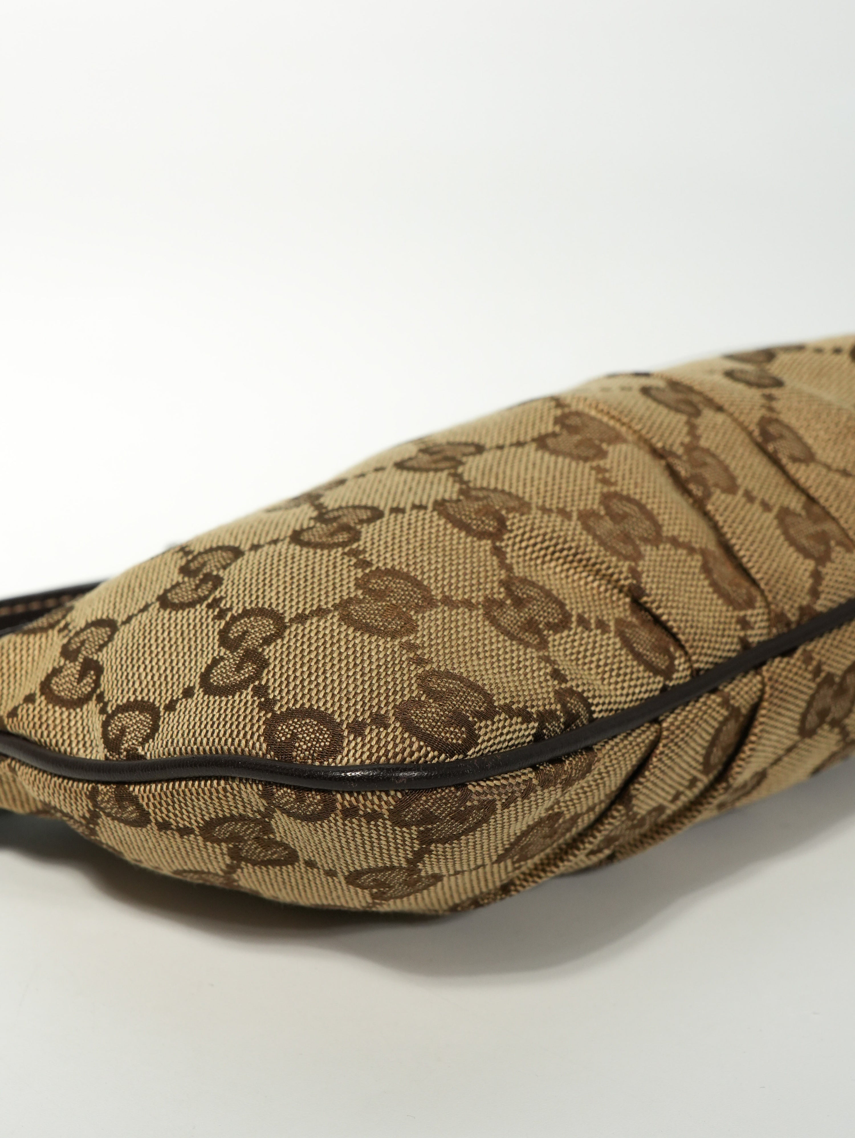 Gucci Pochette a Spalla GG Wave