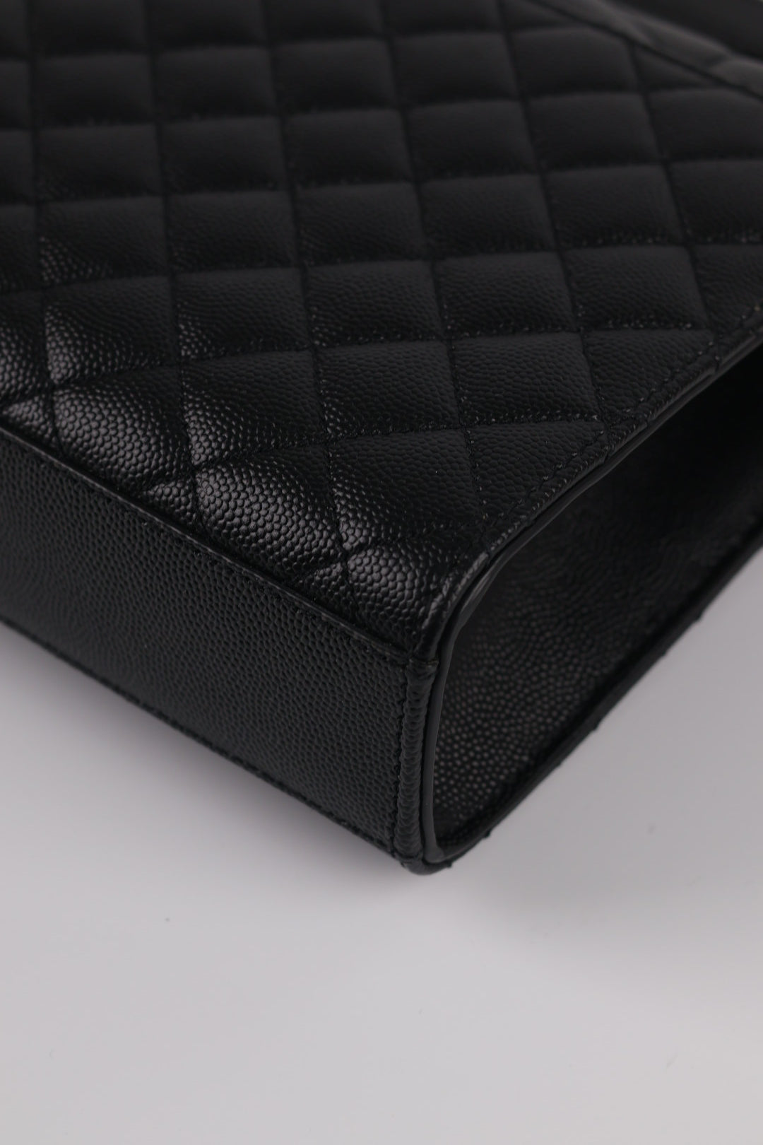 Saint Laurent Envelope Media Grain de Poudre