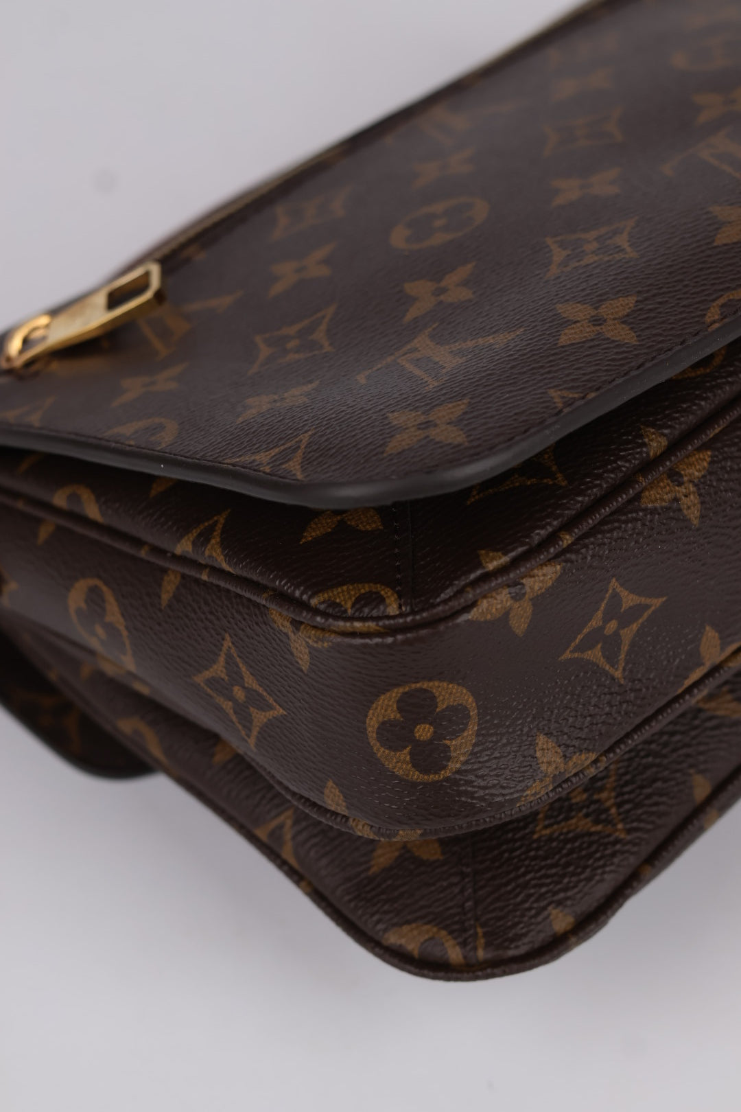 Louis Vuitton Métis Monogram