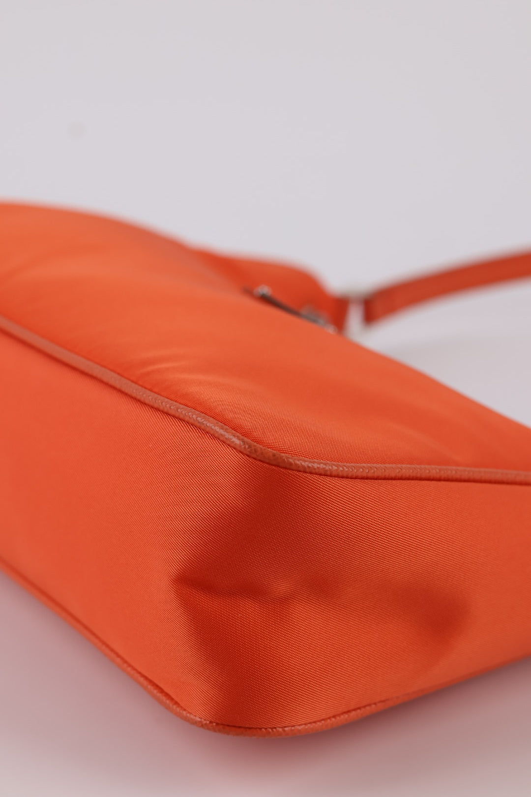 Prada Re-Edition 2005 Nylon