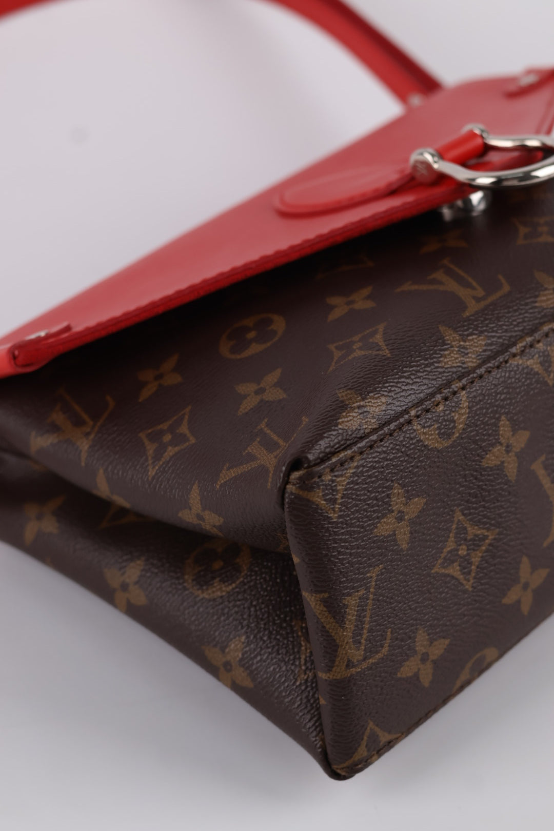 Louis Vuitton Saint Michel Monogram