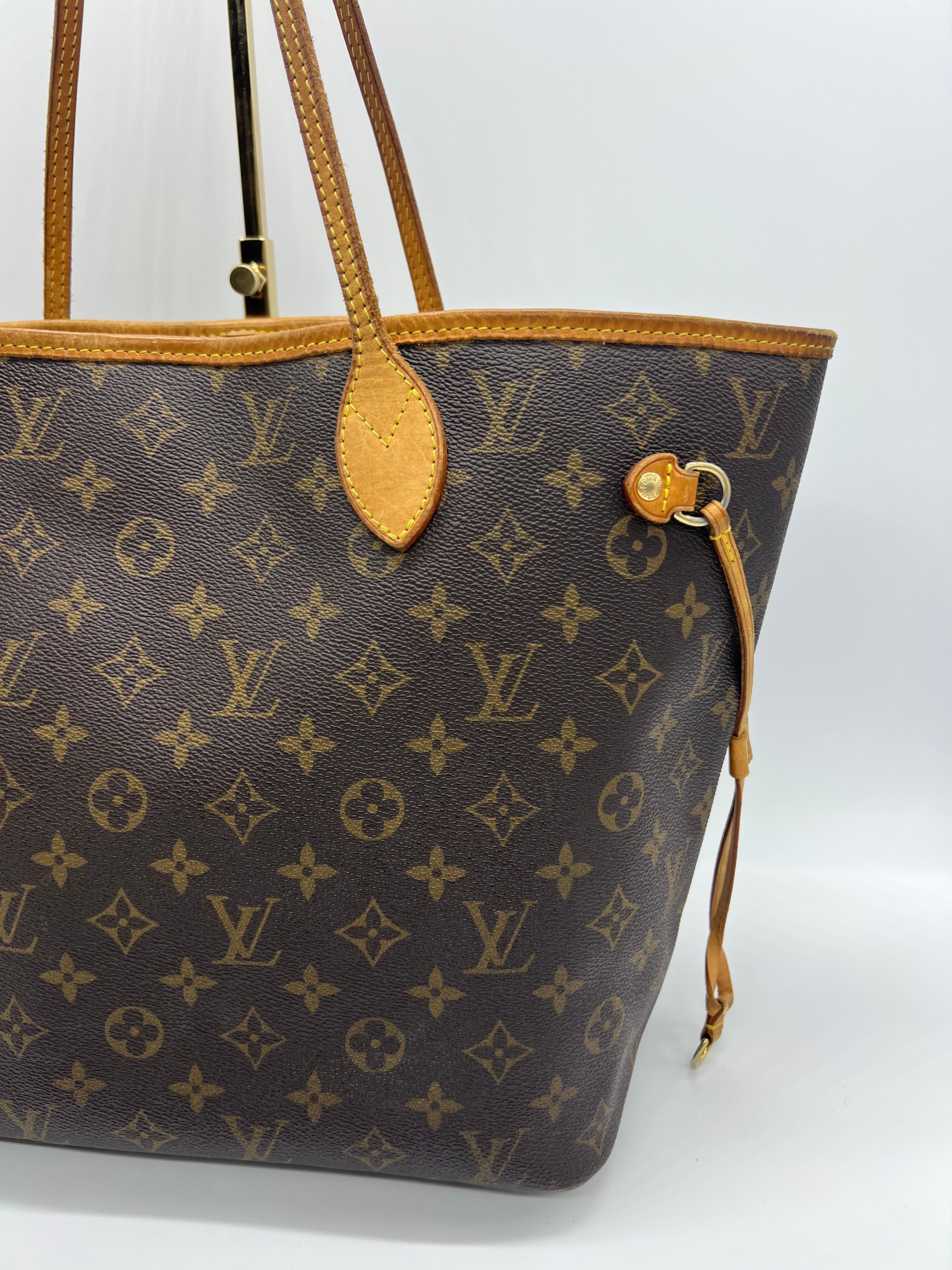 Louis Vuitton Neverfull MM Monogram