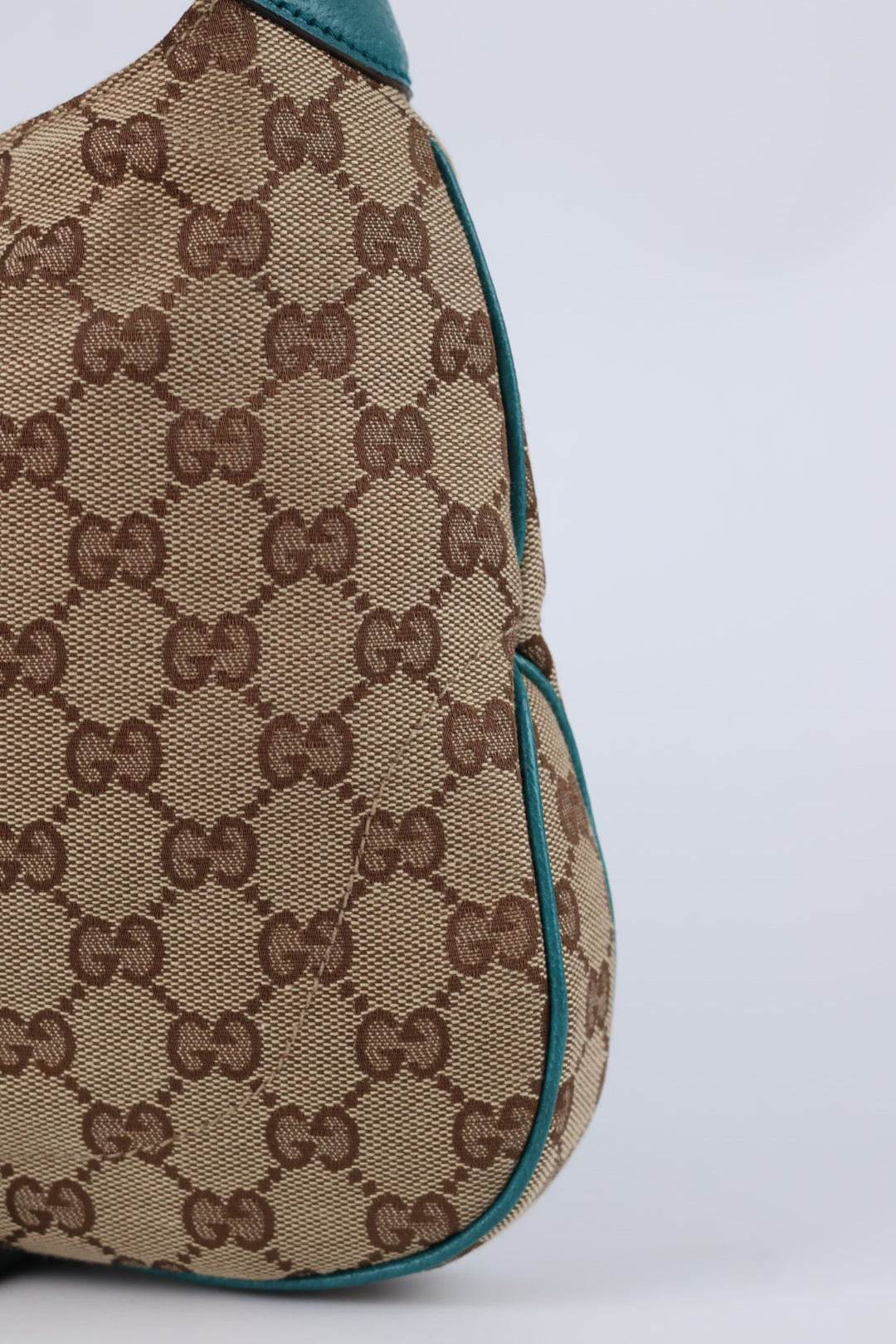 Gucci Jackie GG Wave