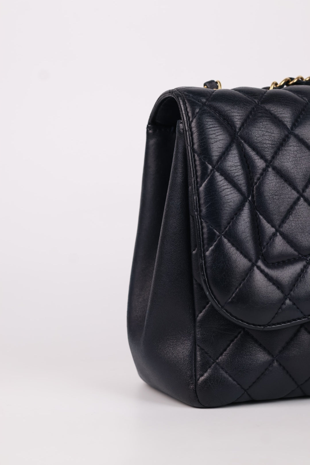 Chanel Madamoiselle Grande Matelassé
