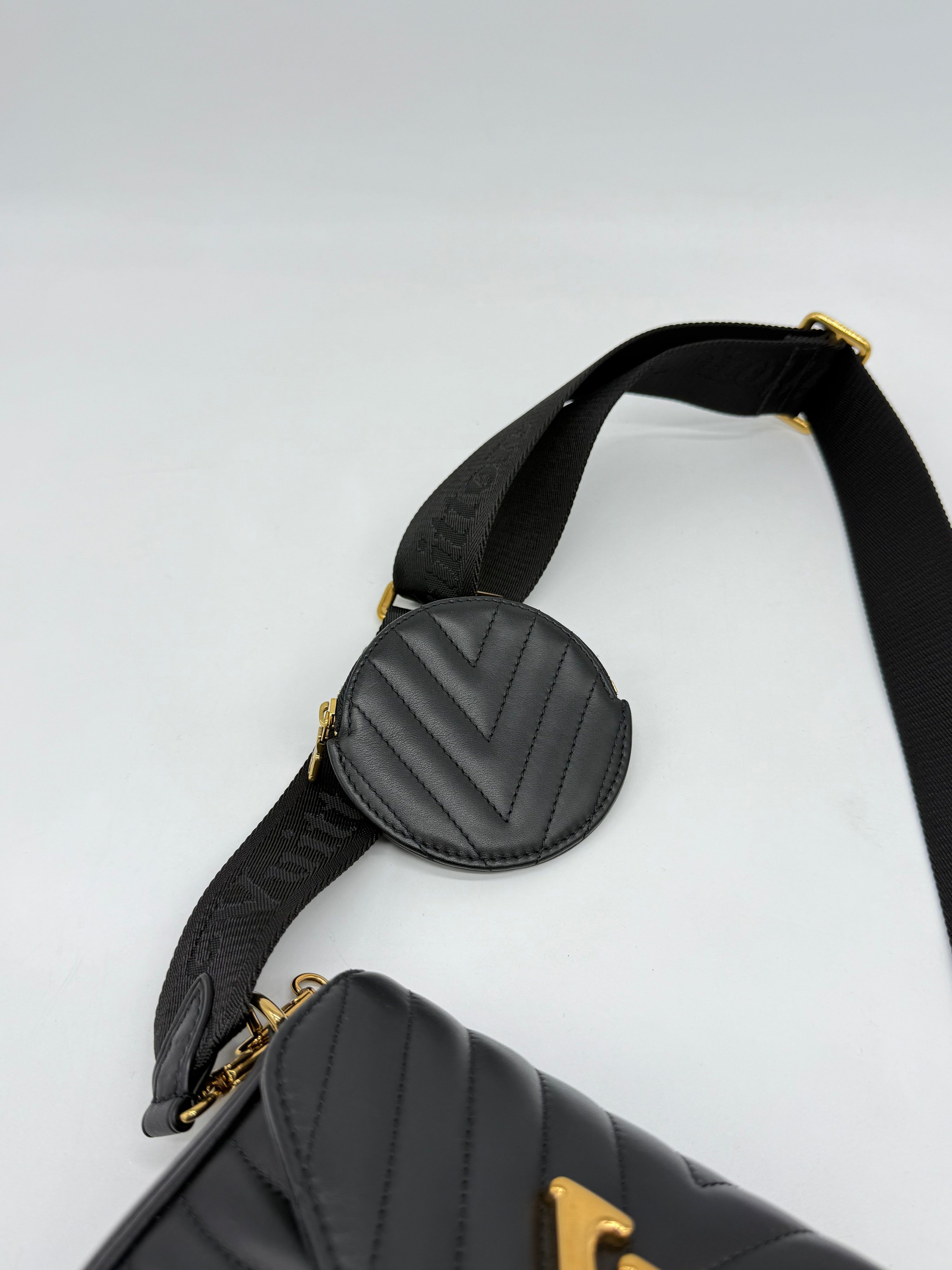 Louis Vuitton Multipochette New Wave