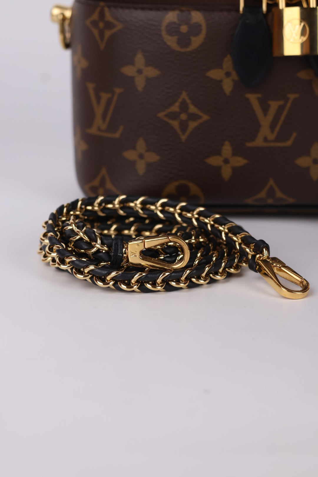 Louis Vuitton Vanity Monogram
