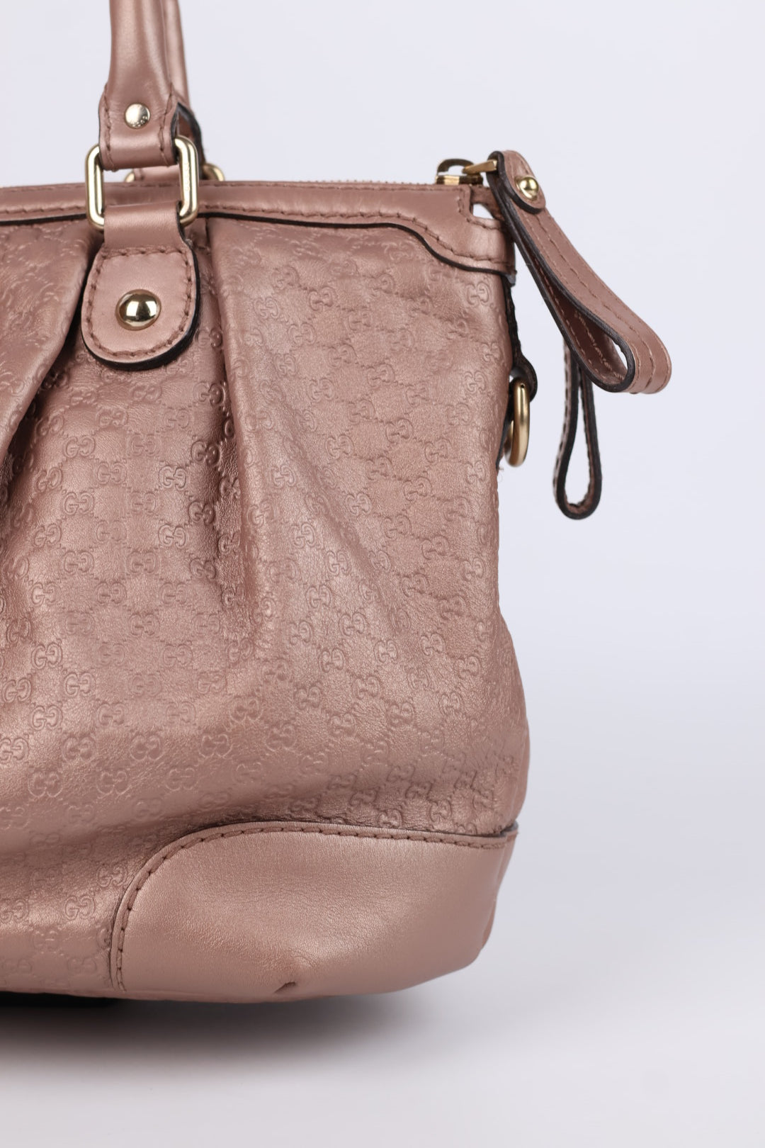 Gucci Sukey Small GG Microguccissima