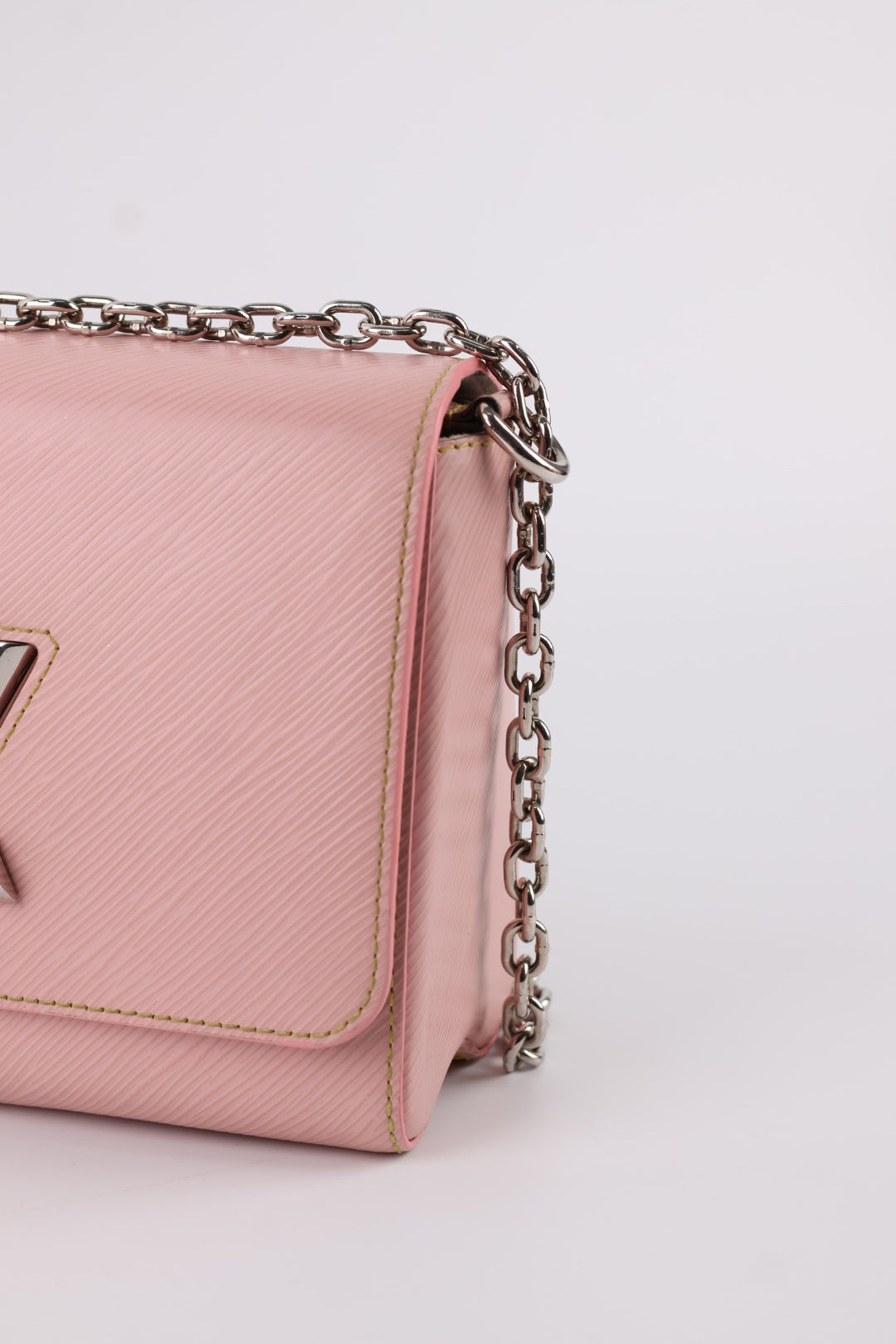 Louis Vuitton Twist MM EPI