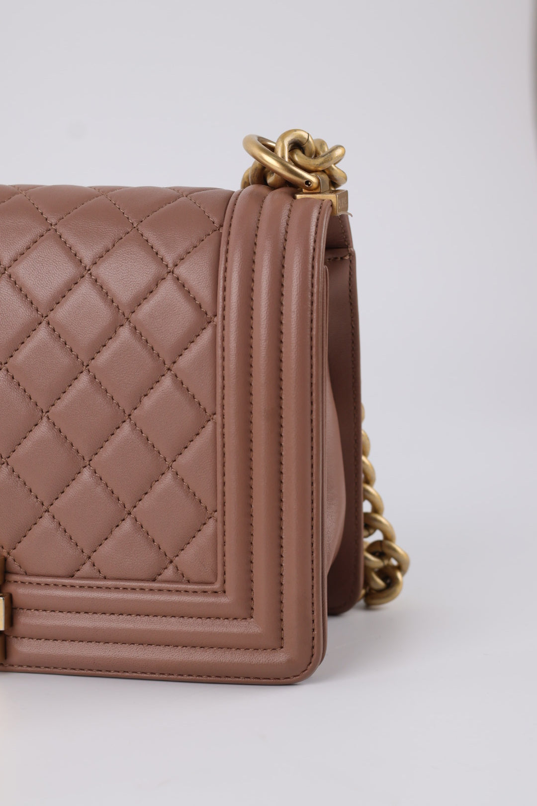 Chanel Boy Media Matelassé