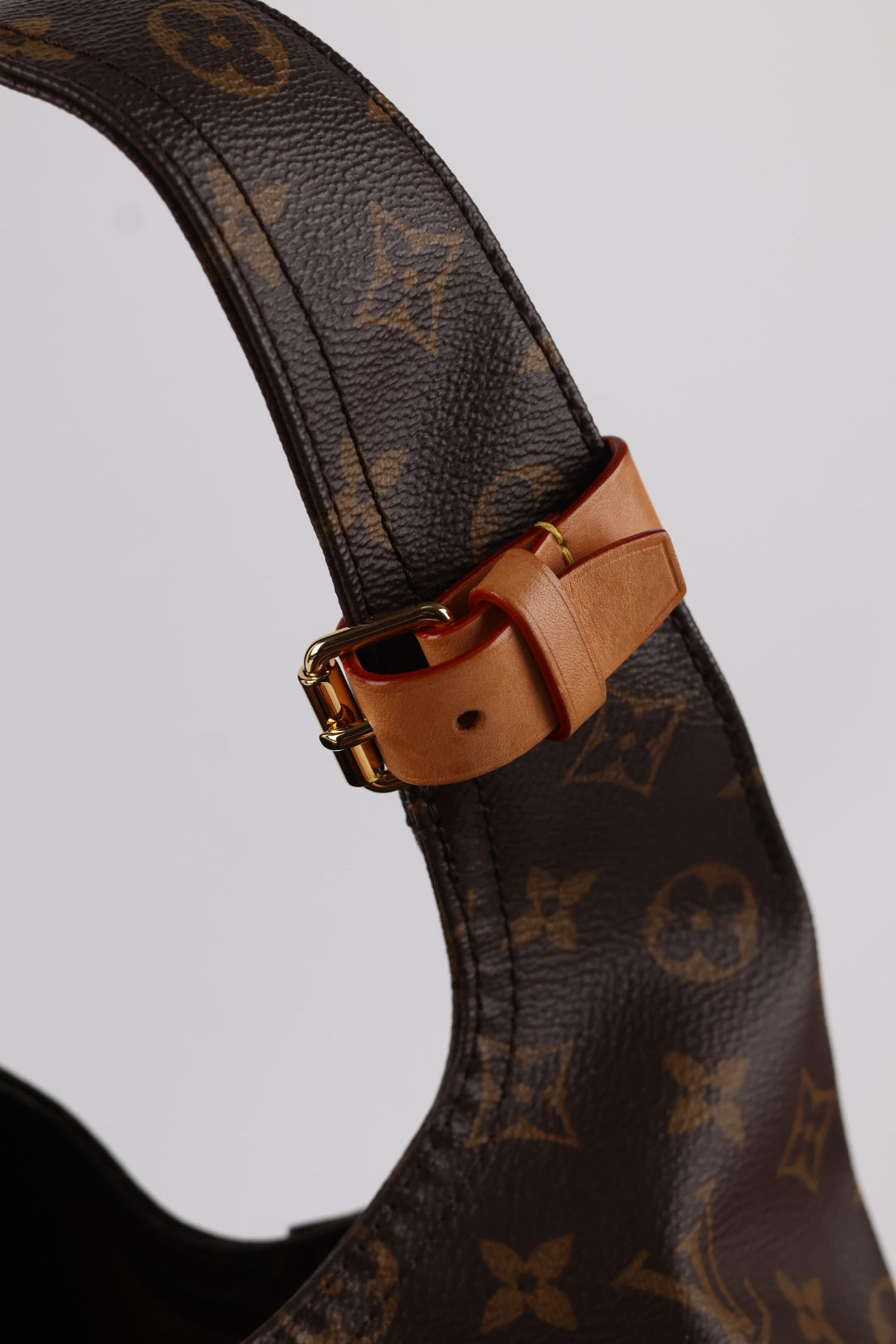 Louis Vuitton Atlantis GM Monogram