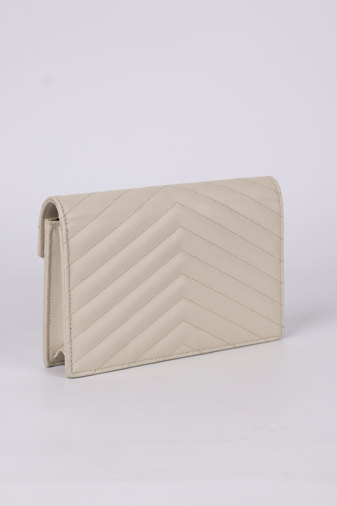 Saint Laurent Envelope Cassandre con Catena