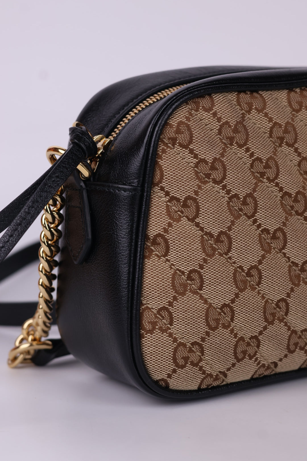 Gucci Marmont Camera Bag GG Wave