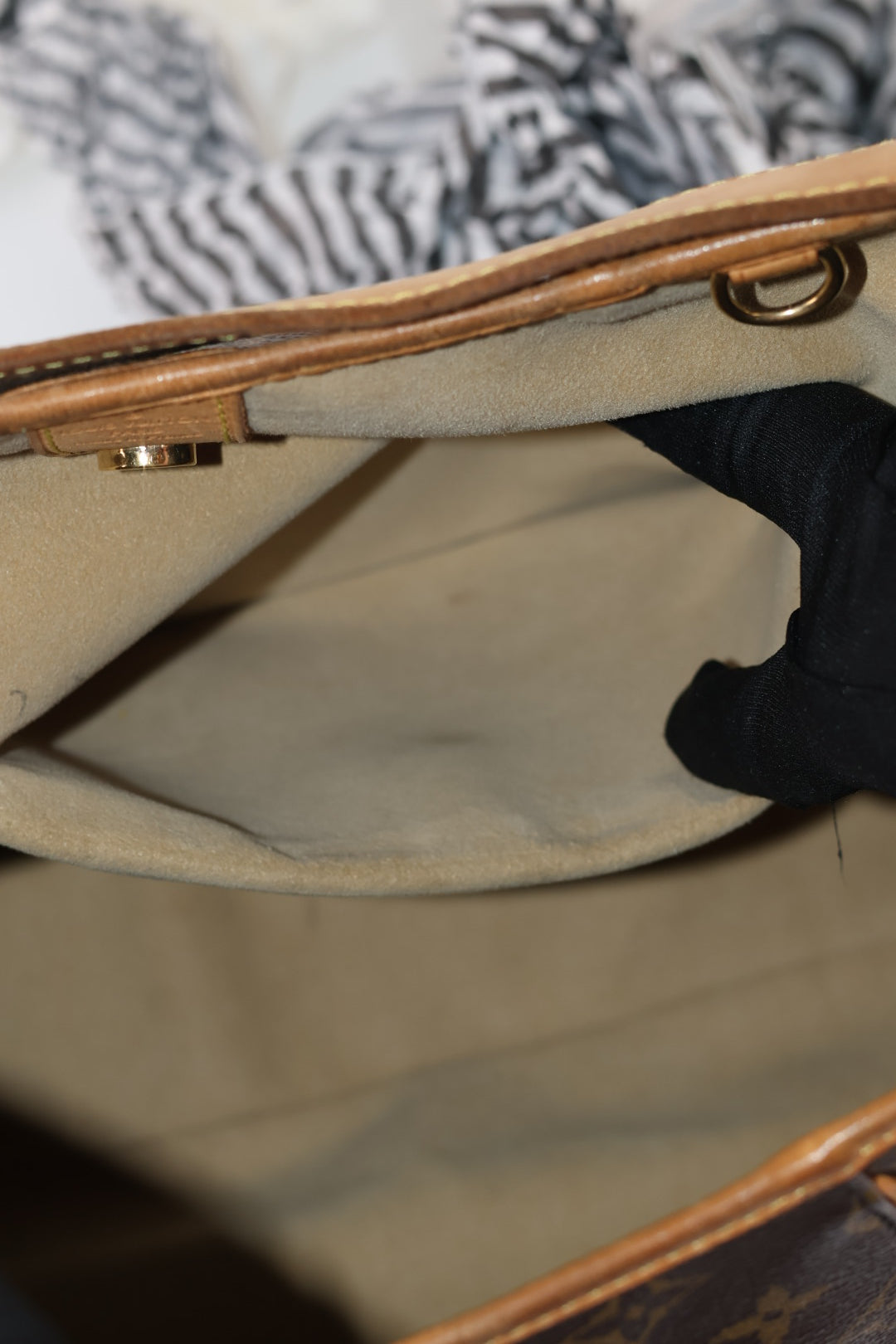 Louis Vuitton Galliera GM Monogram