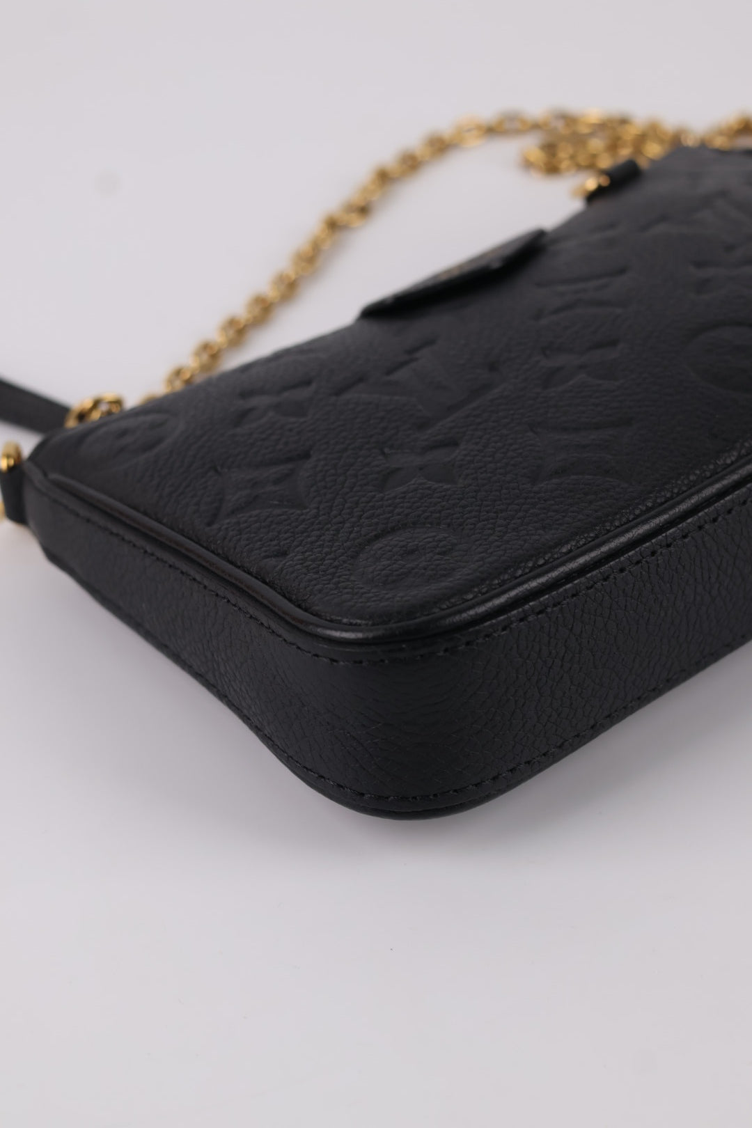 Louis Vuitton Easy Pochette Empreinte
