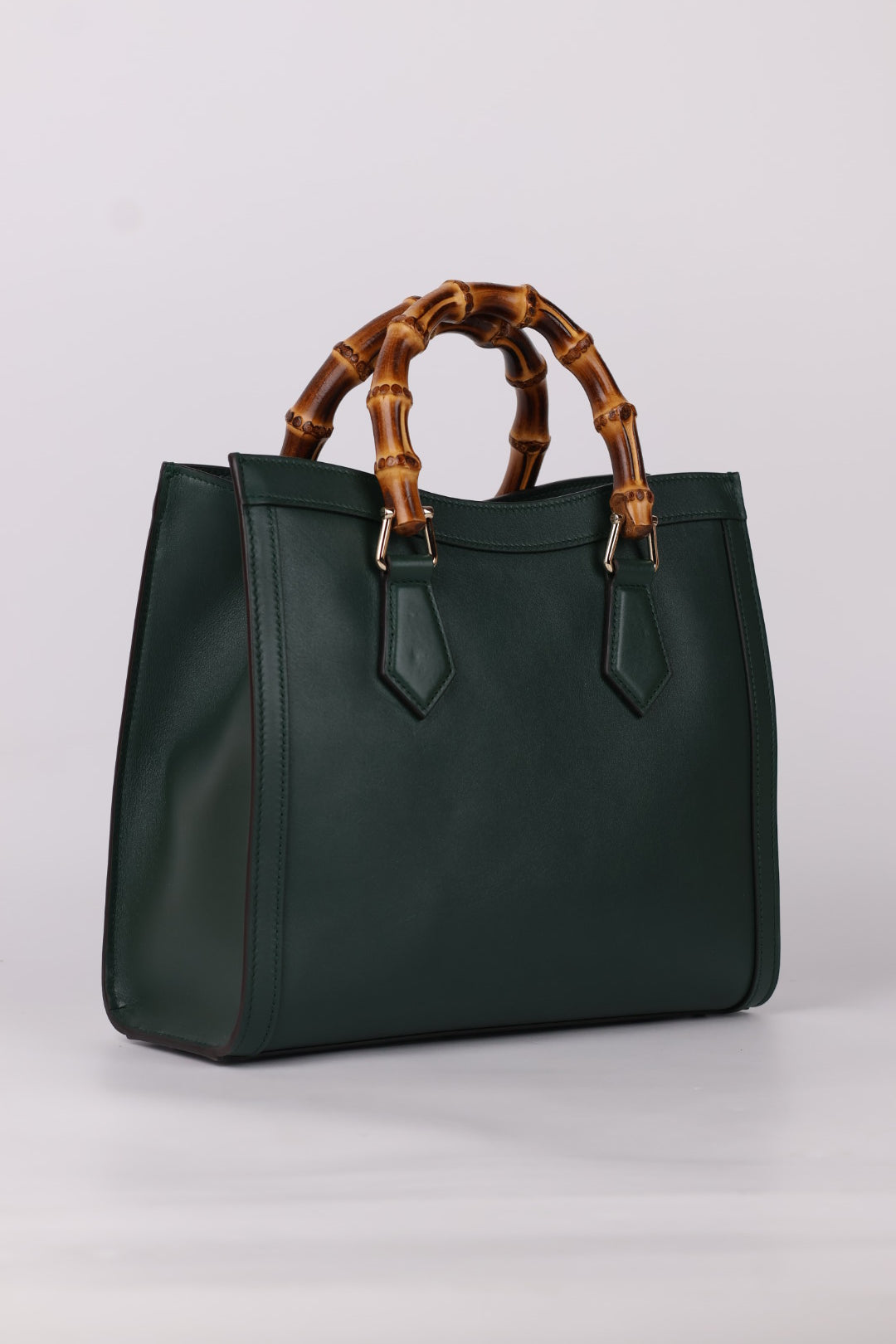 Gucci Diana Small in Pelle