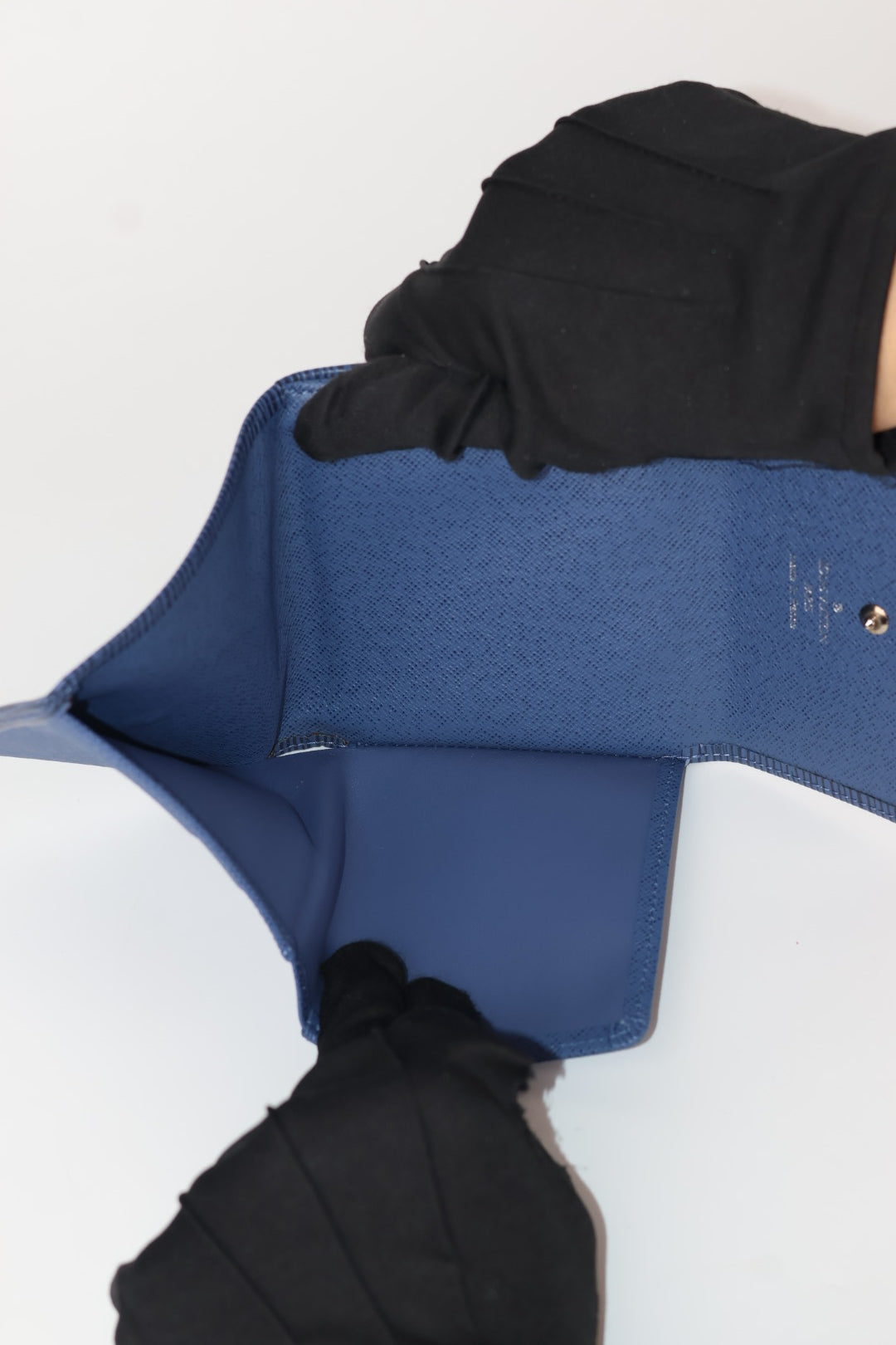 Louis Vuitton Portafoglio Compatto Epi