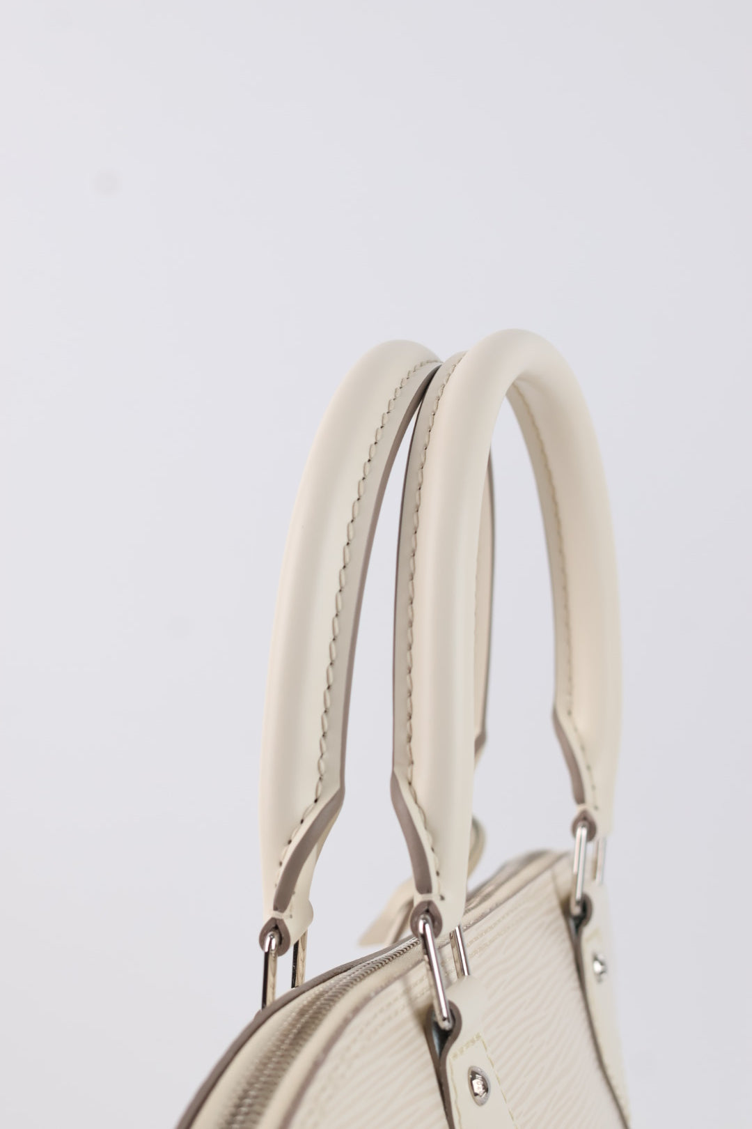 Louis Vuitton Alma GM Epi