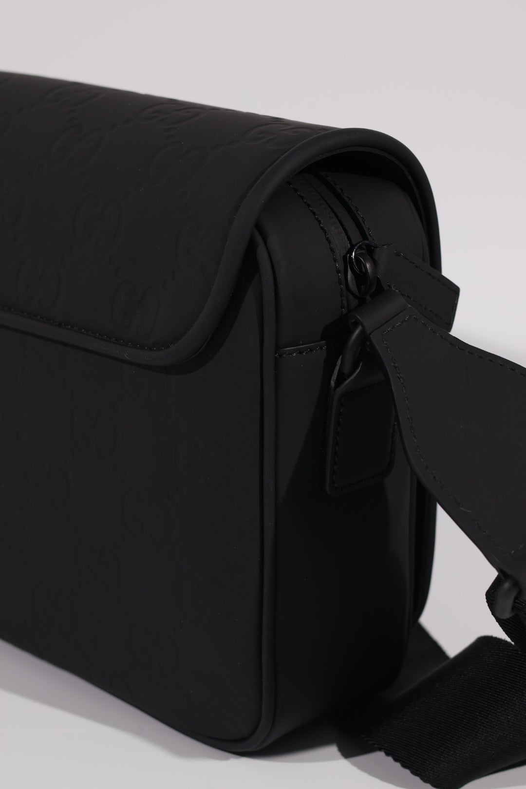 Gucci messenger GG gommato