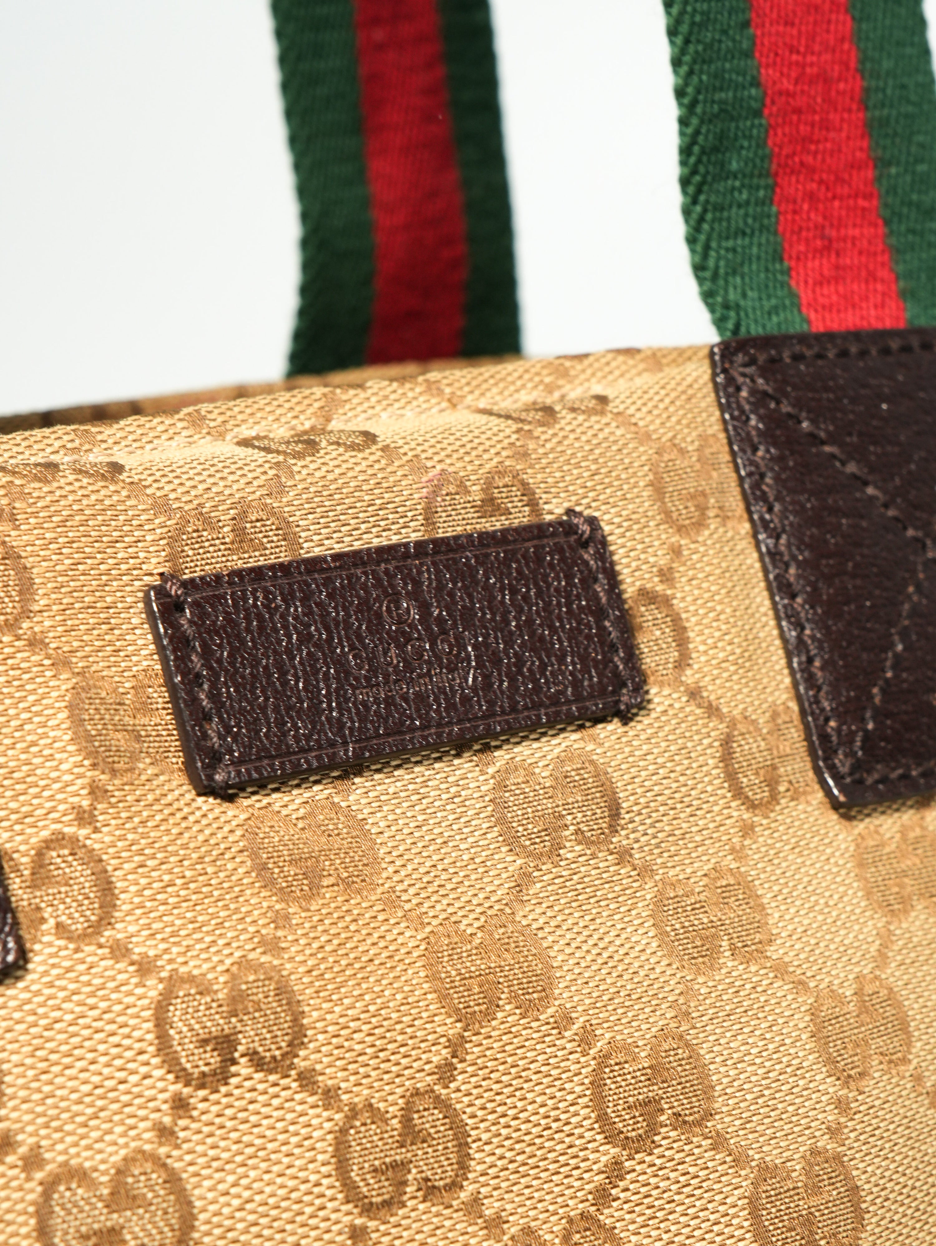 Gucci Tote GG Wave