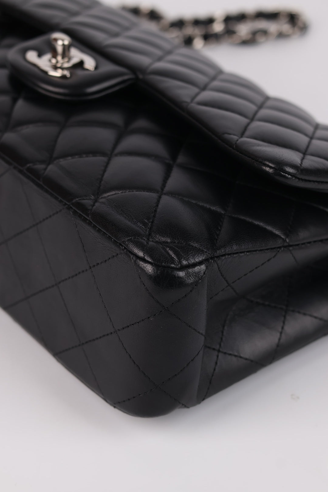 Chanel Timeless Double Flap in Agnello