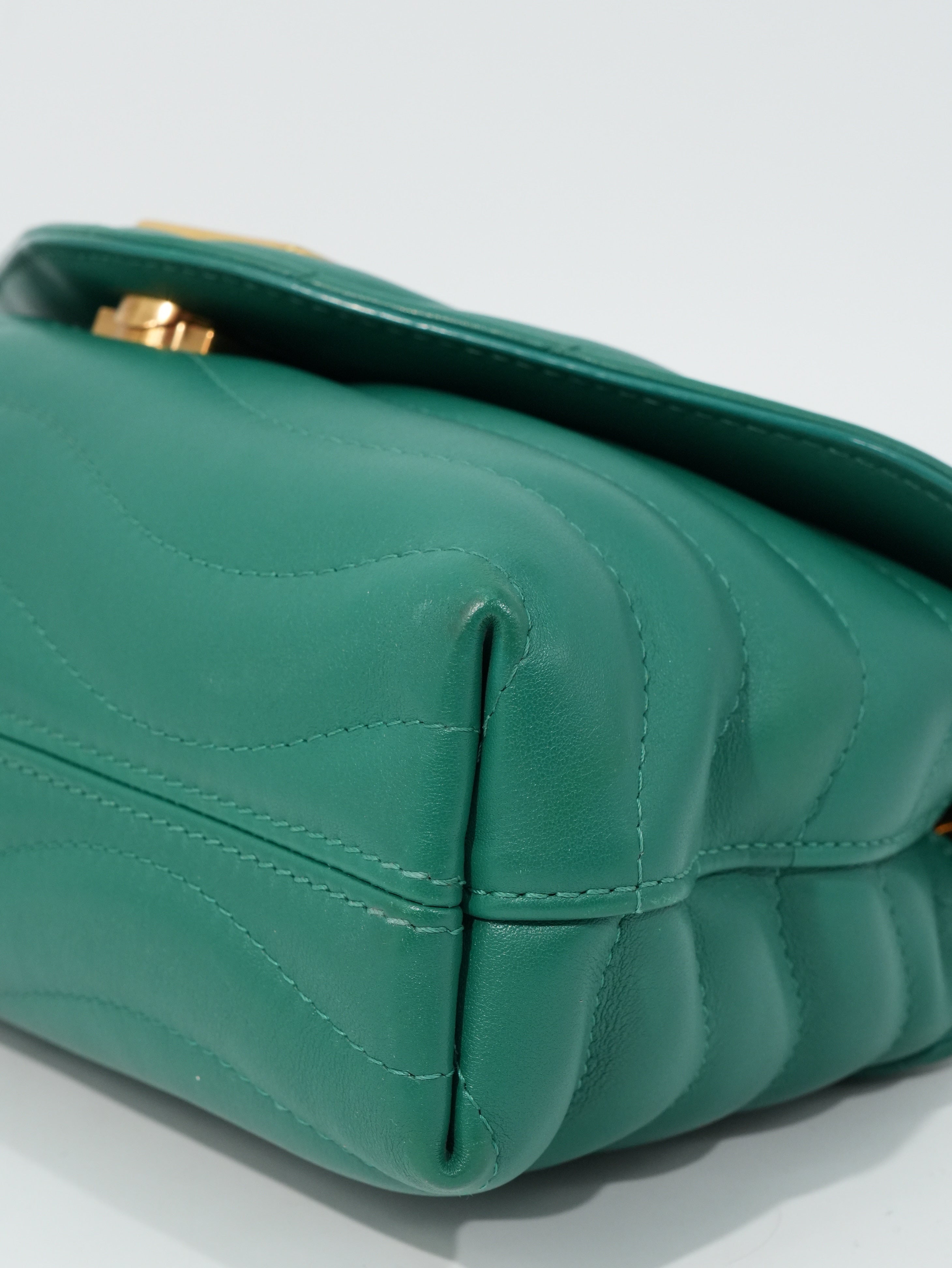 Louis Vuitton New Wave in Pelle