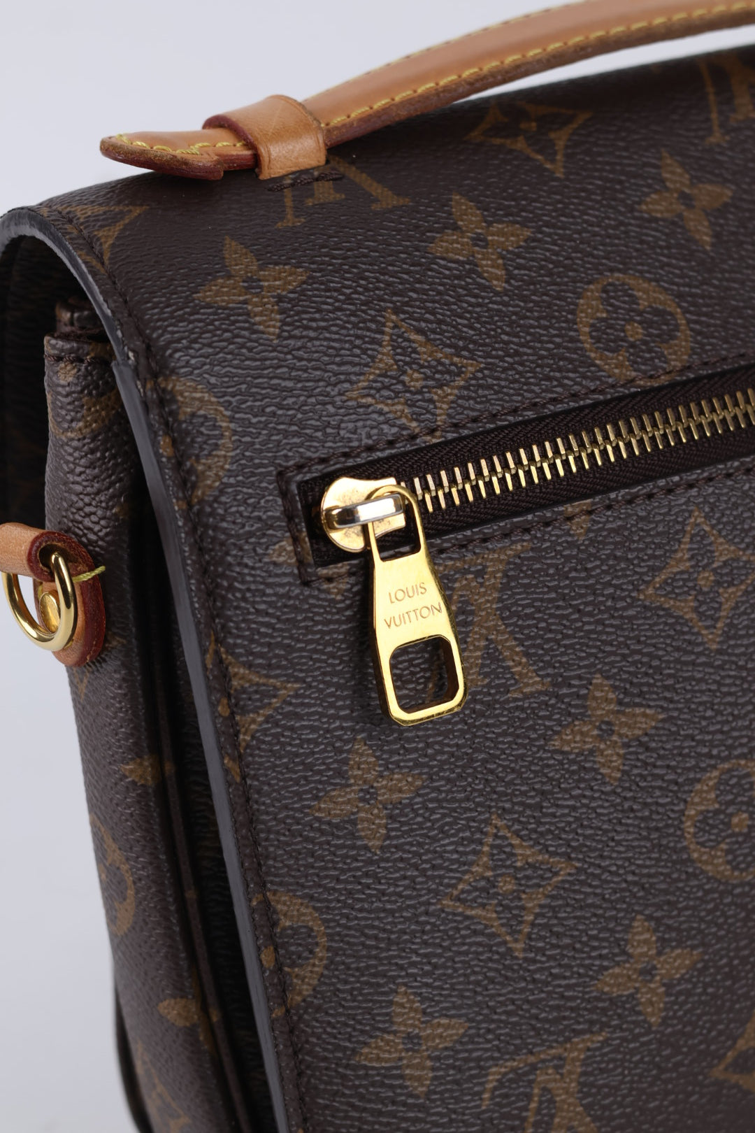 Louis Vuitton Métis Monogram