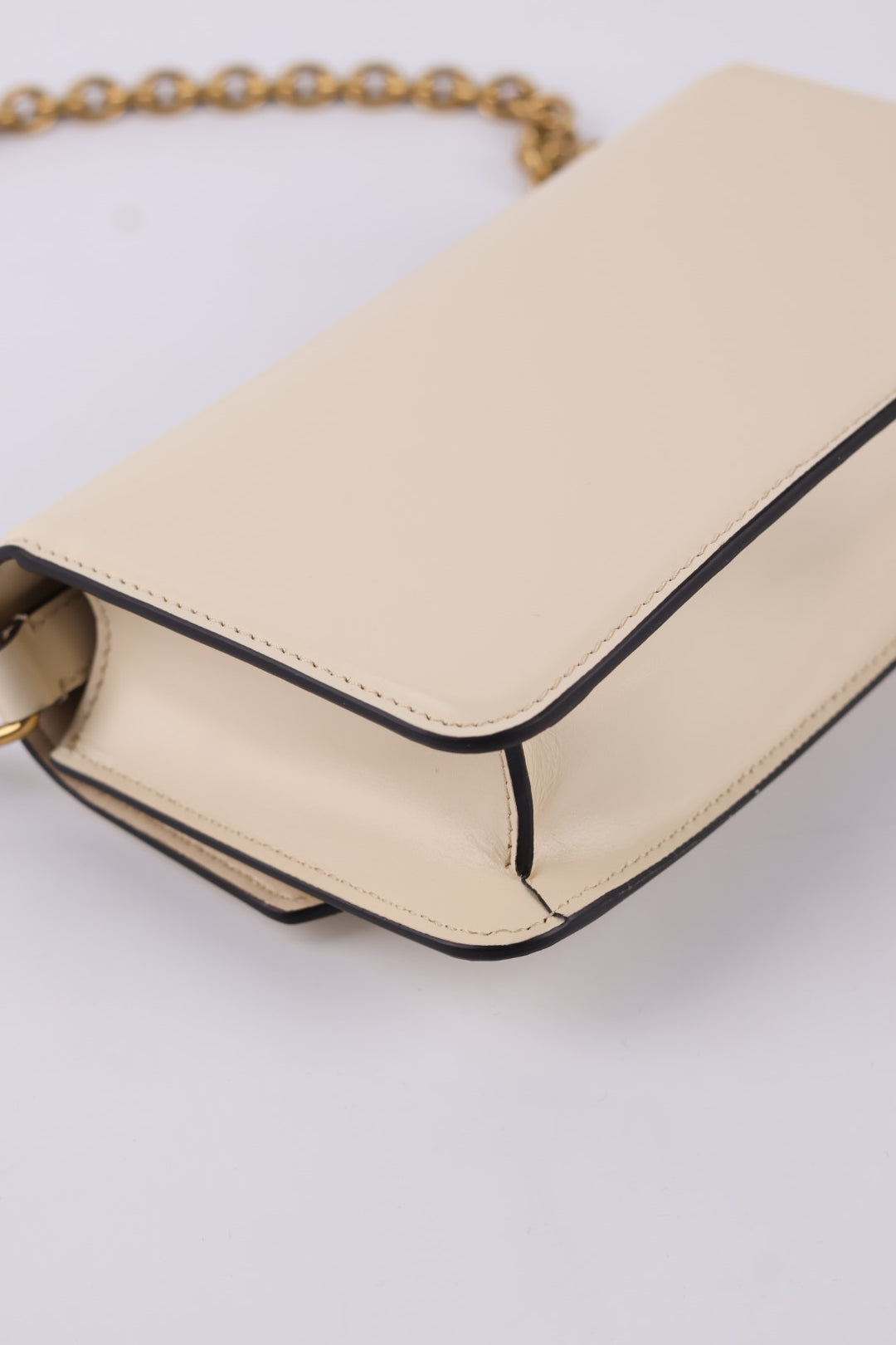 Valentino Clutch Vain in Pelle