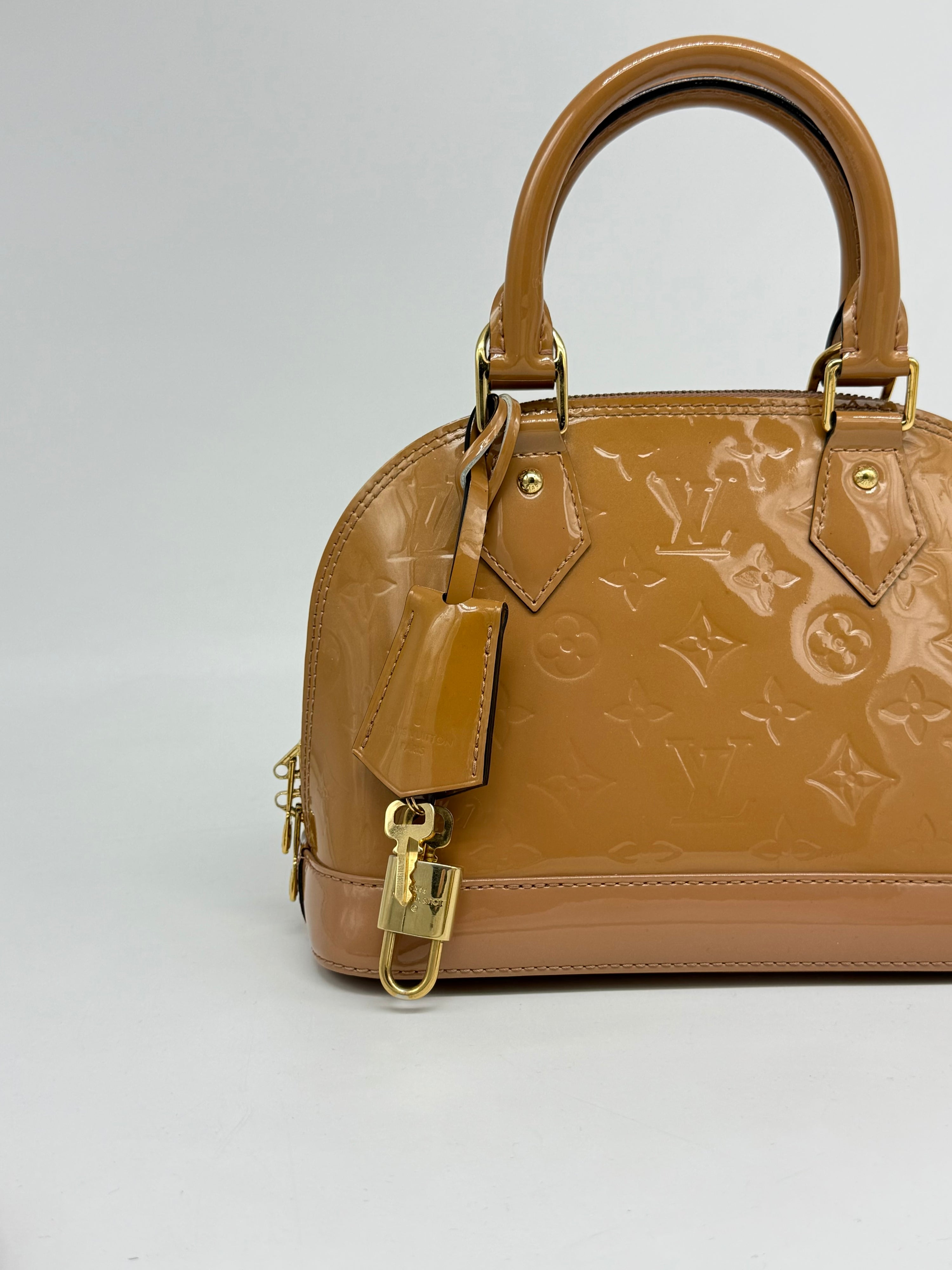 Louis Vuitton Alma BB Vernis