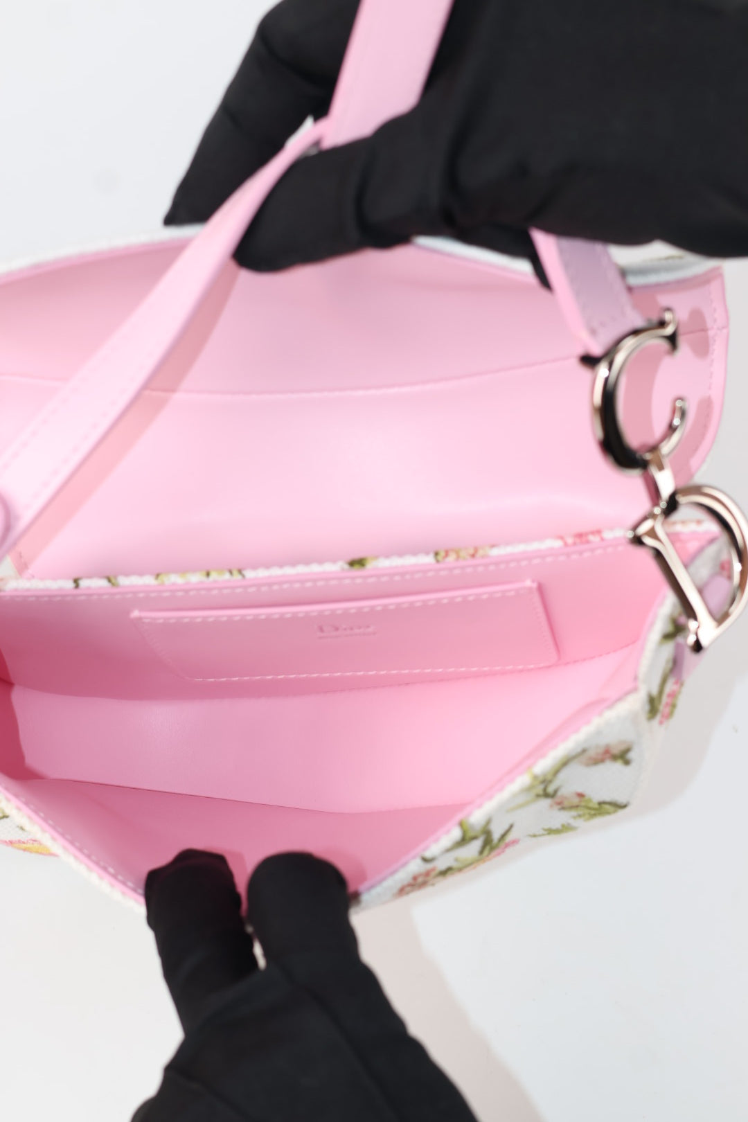 Dior Saddle Piccola Daisy Garden