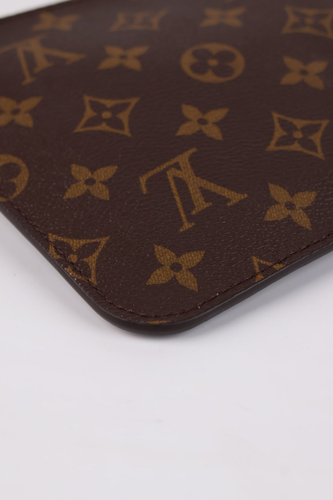 Louis Vuitton Clutch Monogram