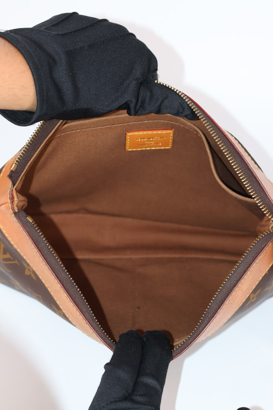 Louis Vuitton Pochette Voyage Souple
