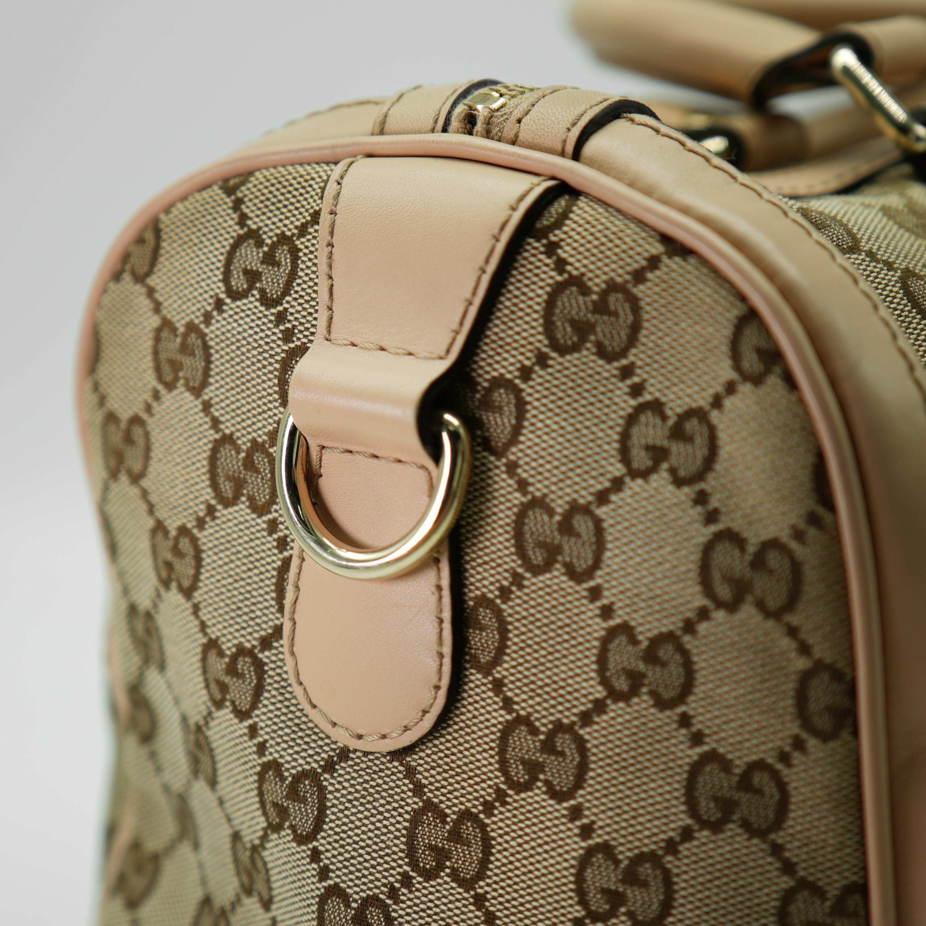 Gucci Boston GG Wave