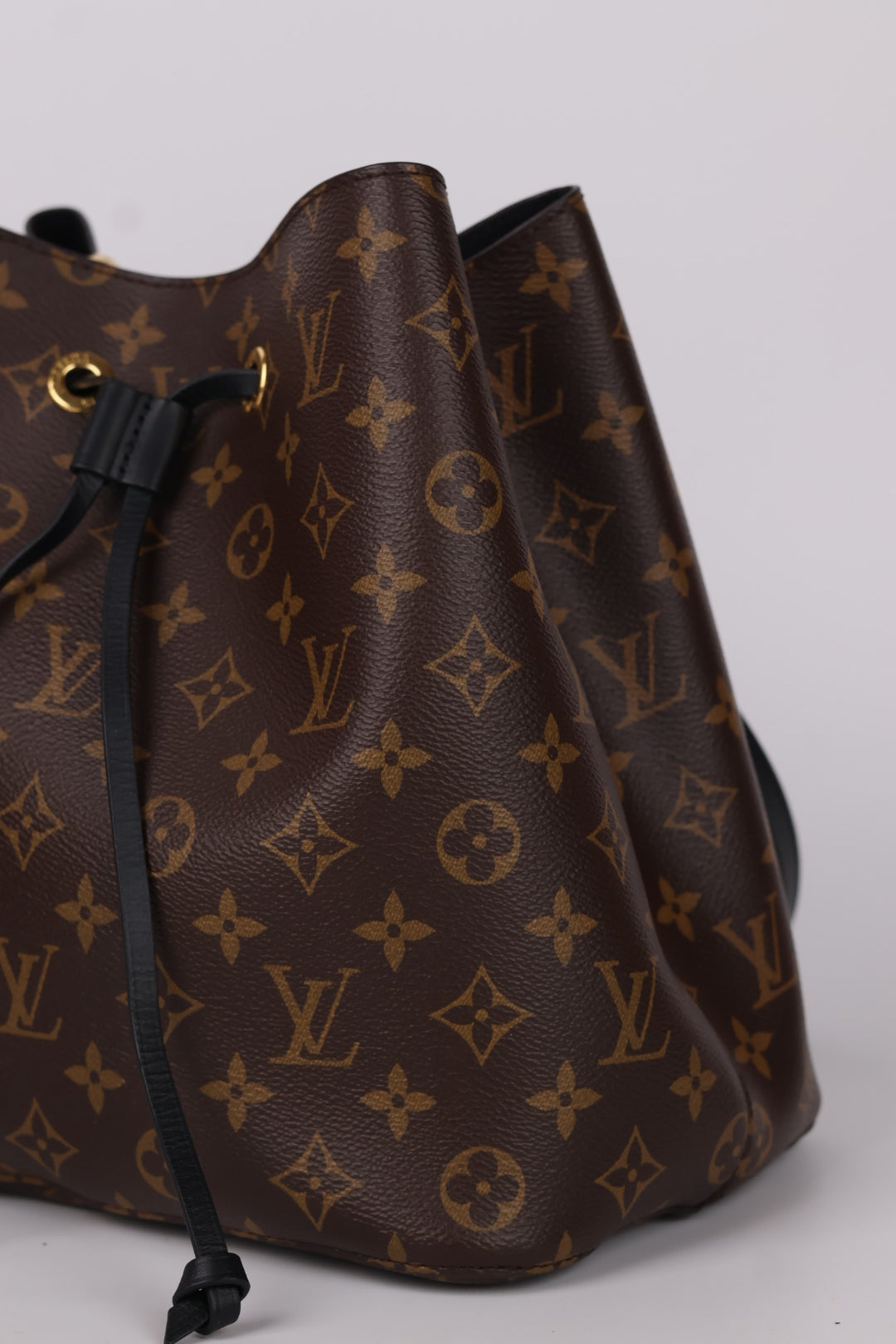 Louis Vuitton Neo Noé MM Monogram