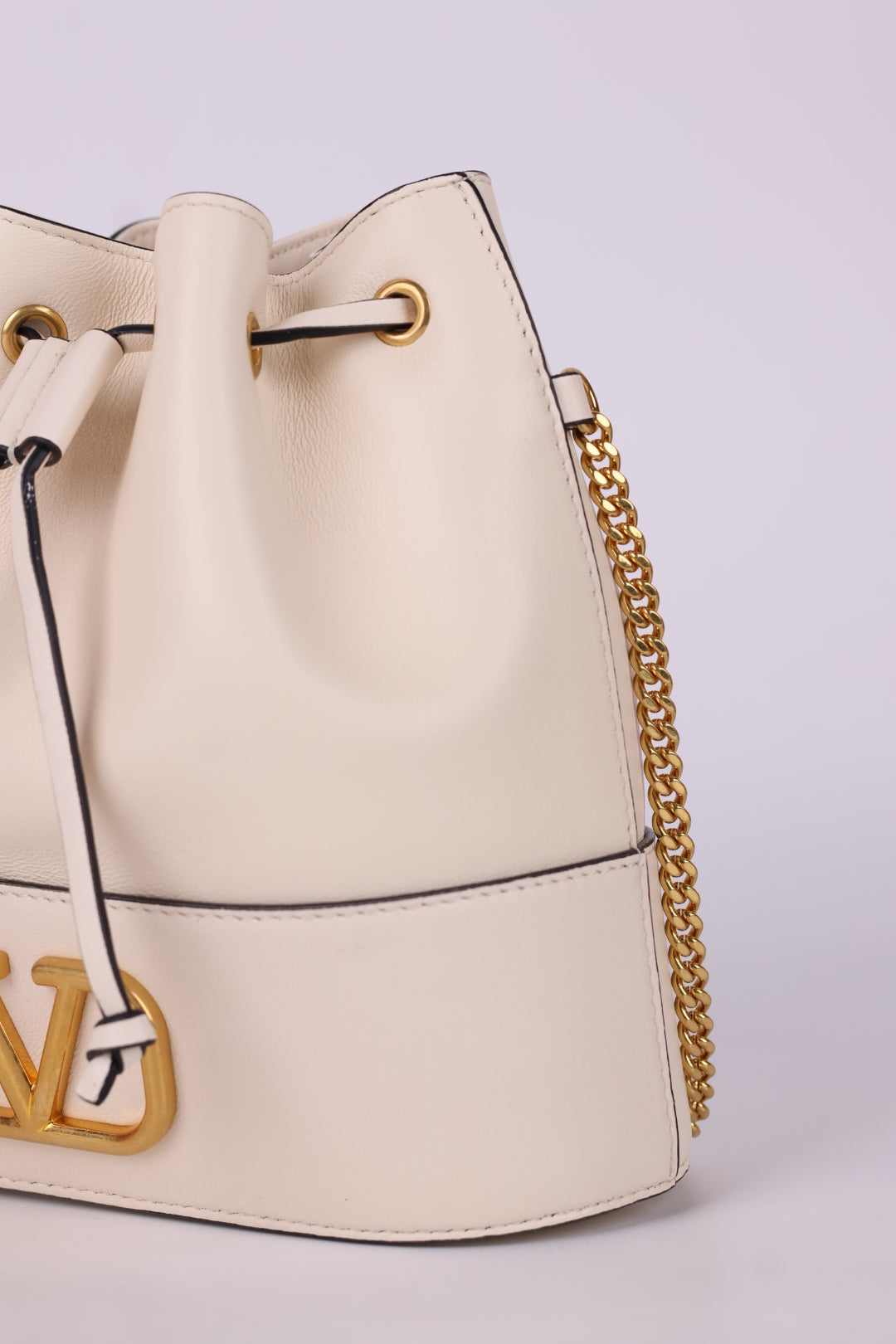 Valentino Mini Bucket V Logo