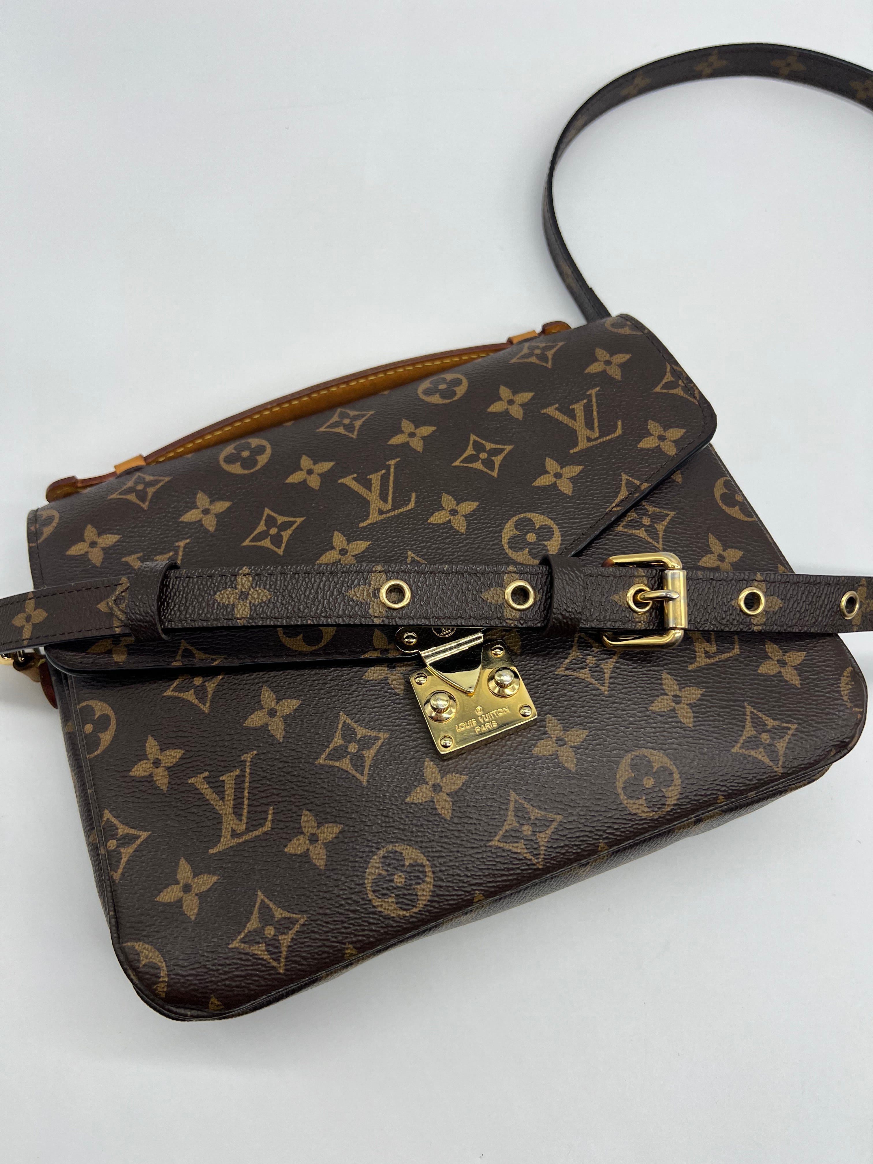 Louis Vuitton Métis Monogram