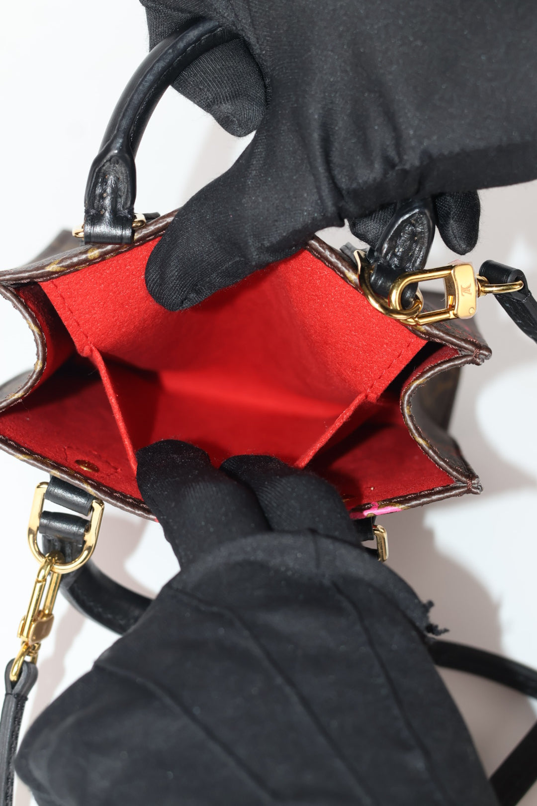 Louis Vuitton Mini Sac Plat Fall in Love