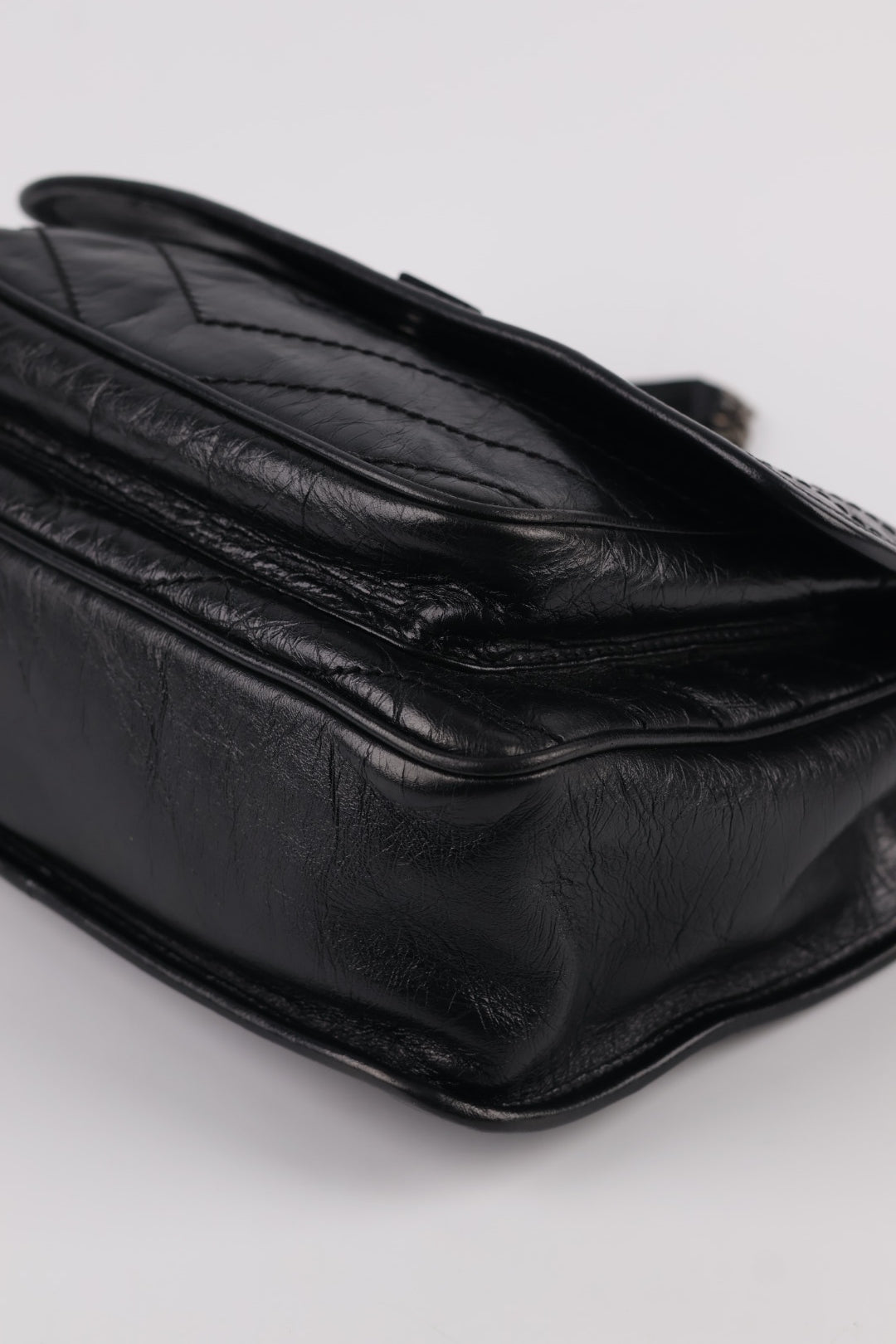 Saint Laurent Niki Media