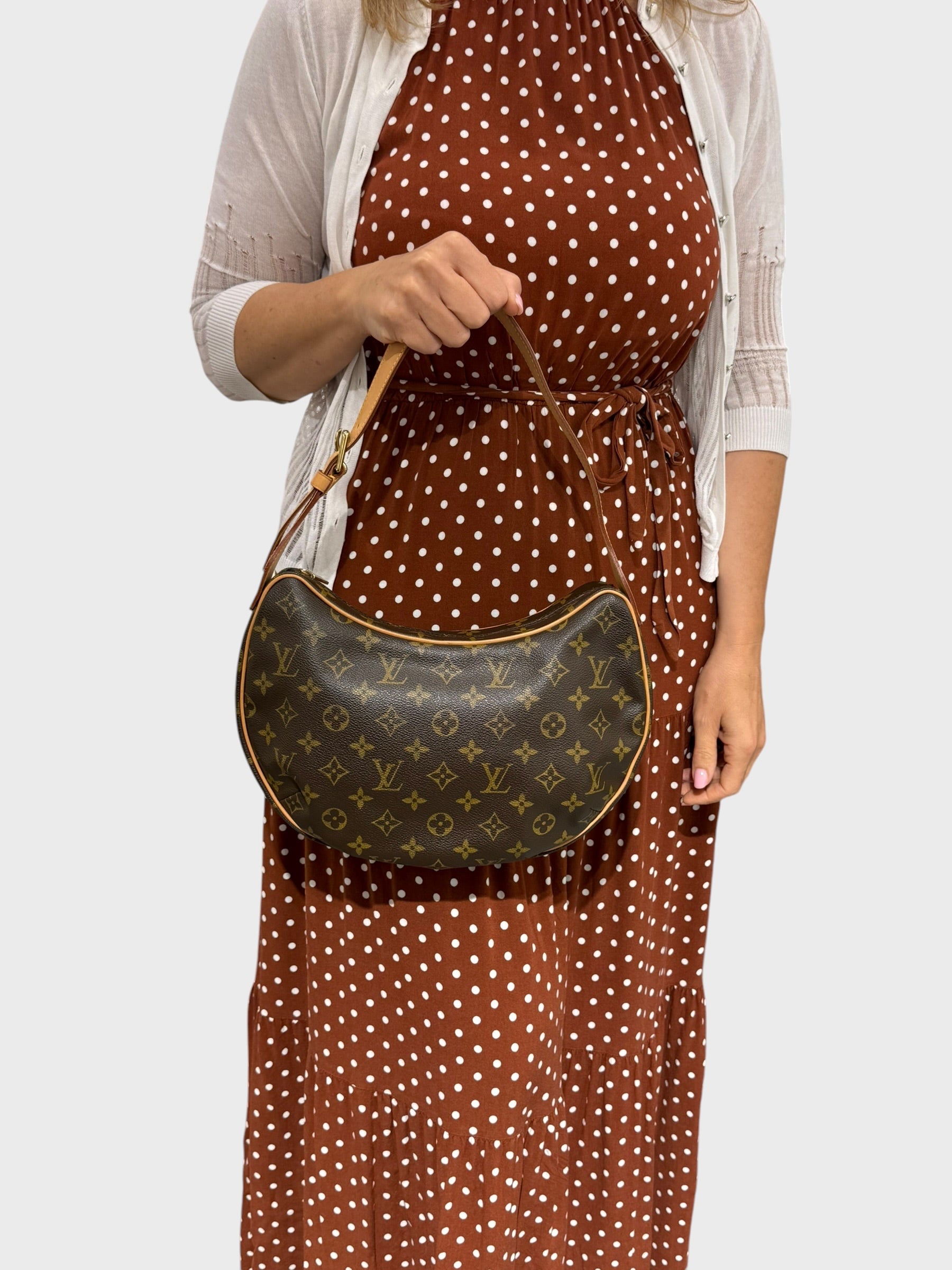 Louis Vuitton Croissant MM Monogram