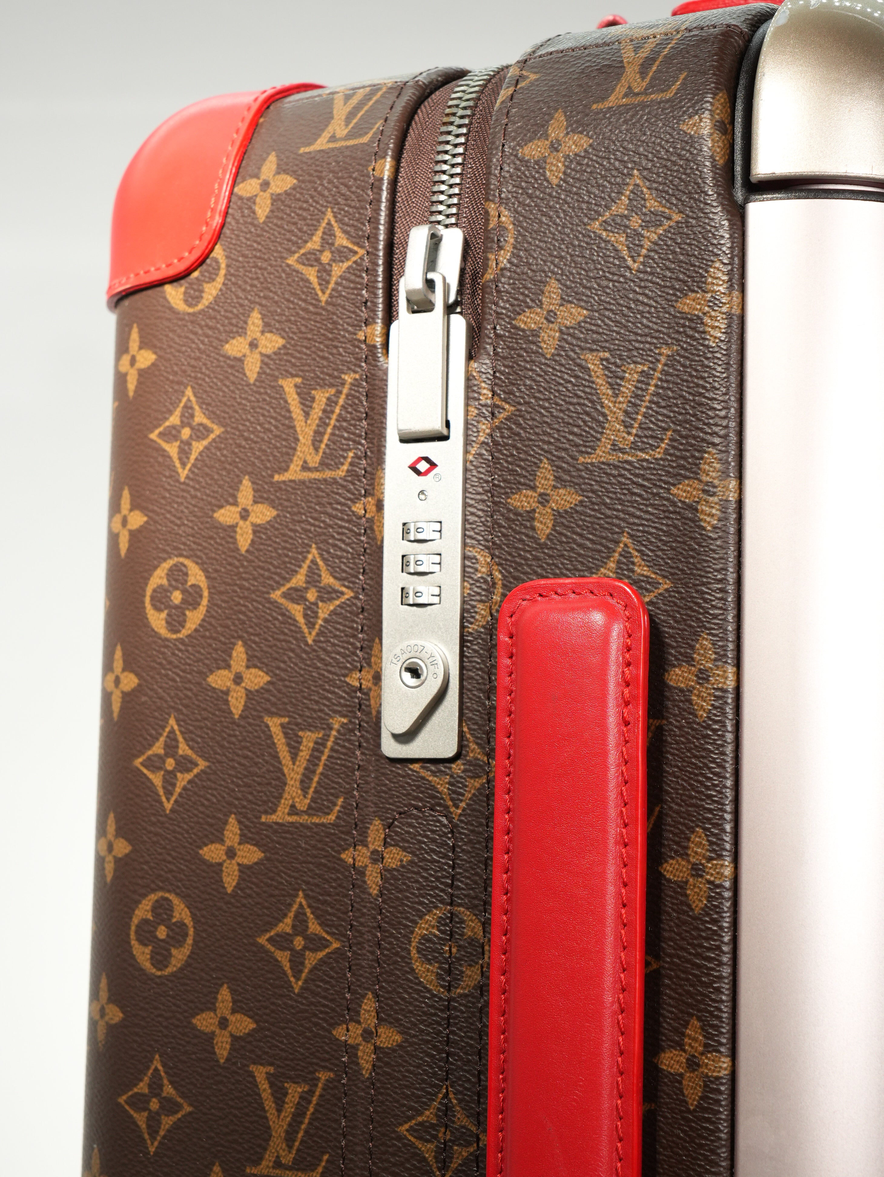 Louis Vuitton Horizon 55 Monogram
